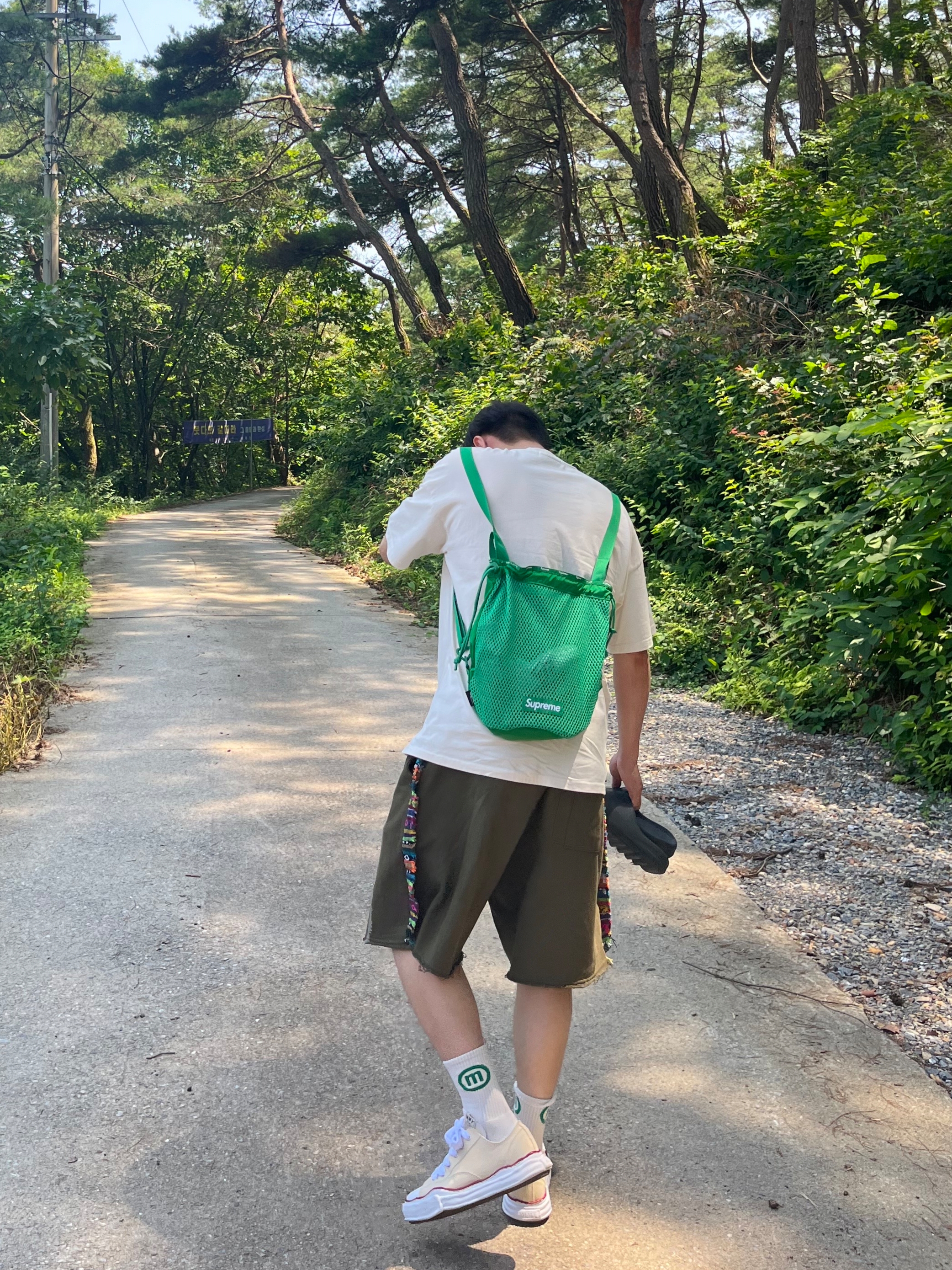 Maison Mihara Yasuhiro Peterson OG Sole Canvas Low-top Sneakers Natural, Supreme Mesh Small Backpack Green - 23SS 착용 스타일 - 2