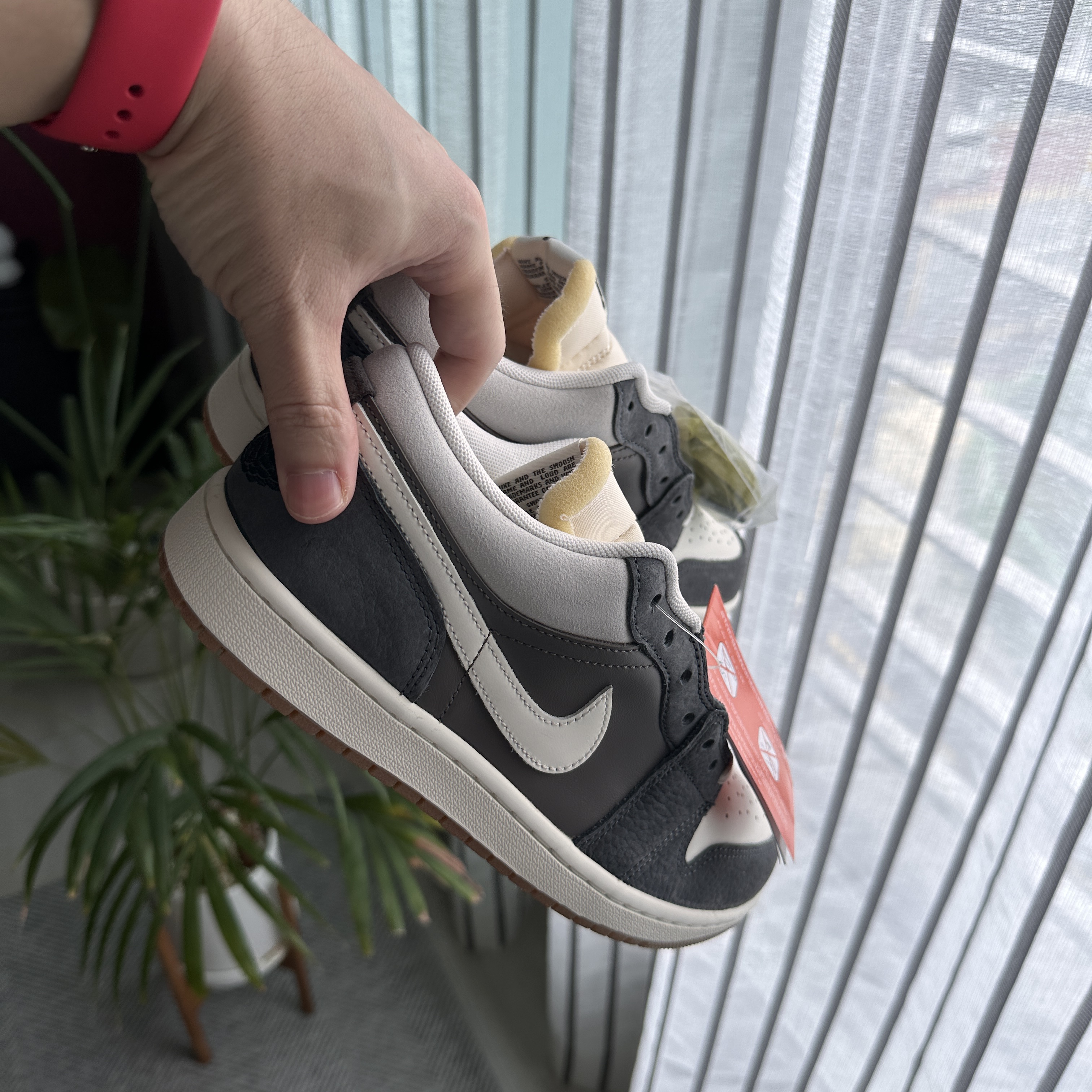 Jordan 1 Low Kkachi 착용 스타일 - 1