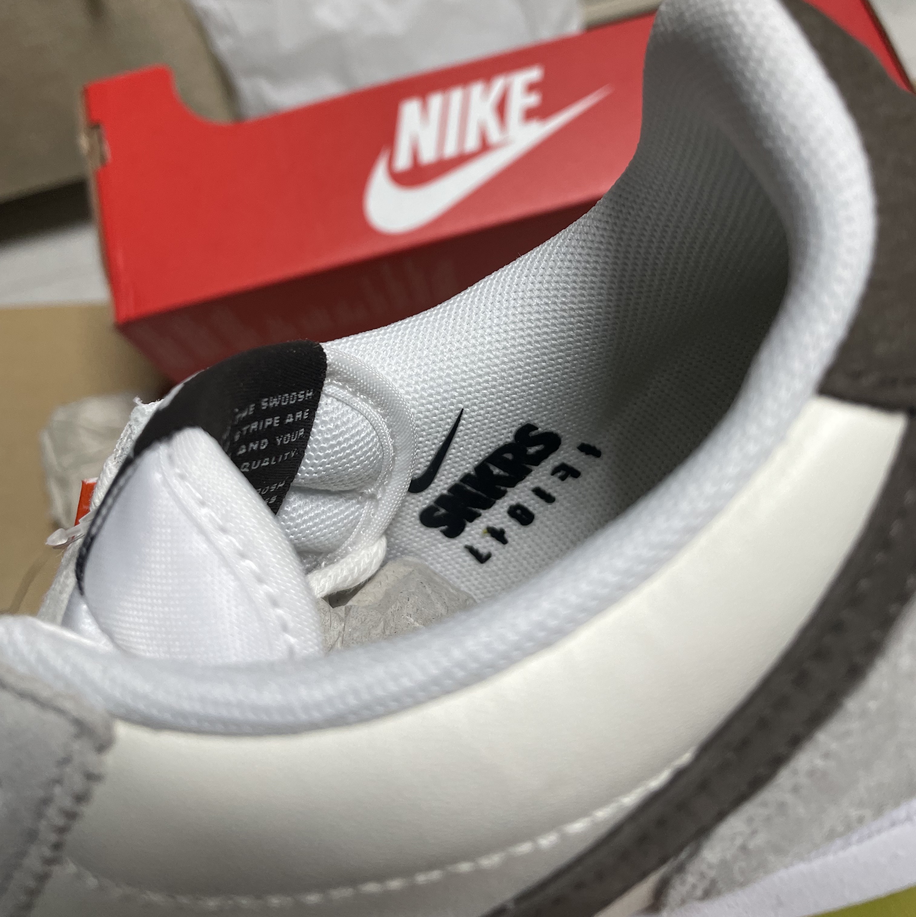 (W) Nike Cortez 23 Kkachi 착용 스타일 - 4