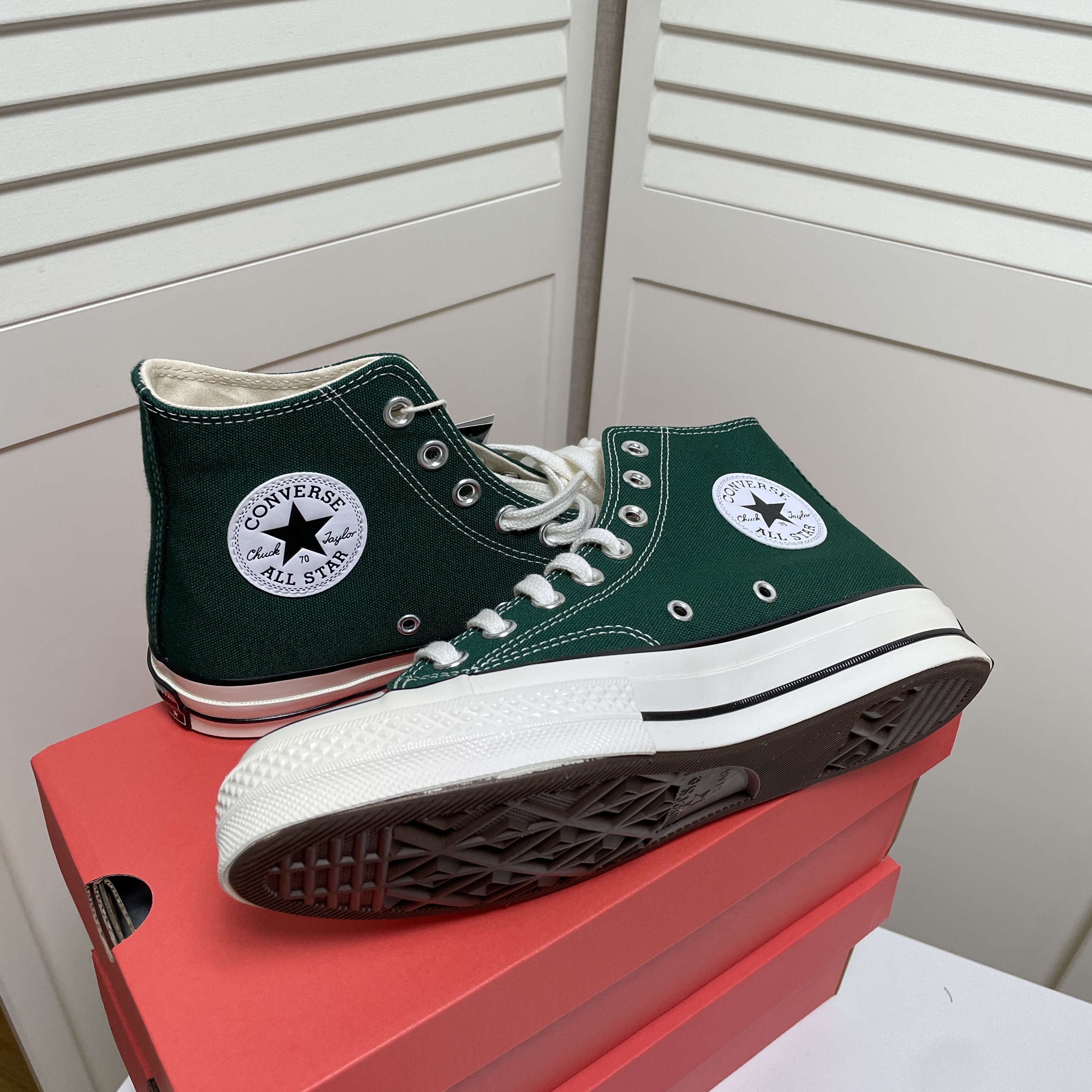 Converse Chuck 70 High Midnight Clover 착용 스타일
