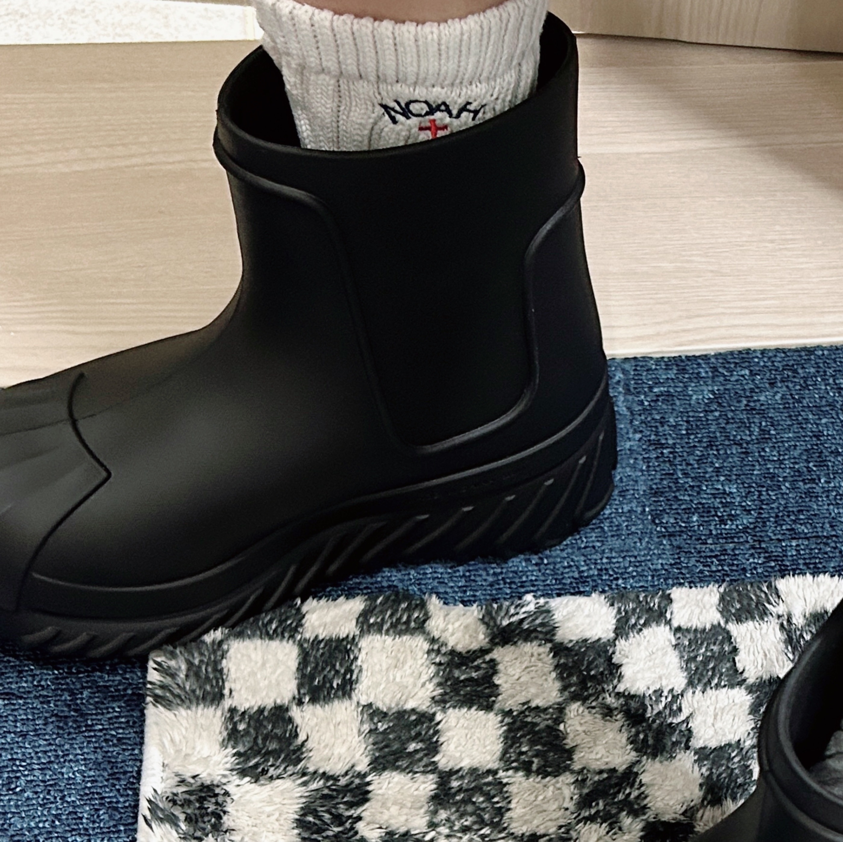 (W) Adidas Adifom Superstar Boot Black, (W) Adidas x Sporty & Rich Long Sleeve Football Jersey Cream White - KR Sizing 착용 스타일 - 5