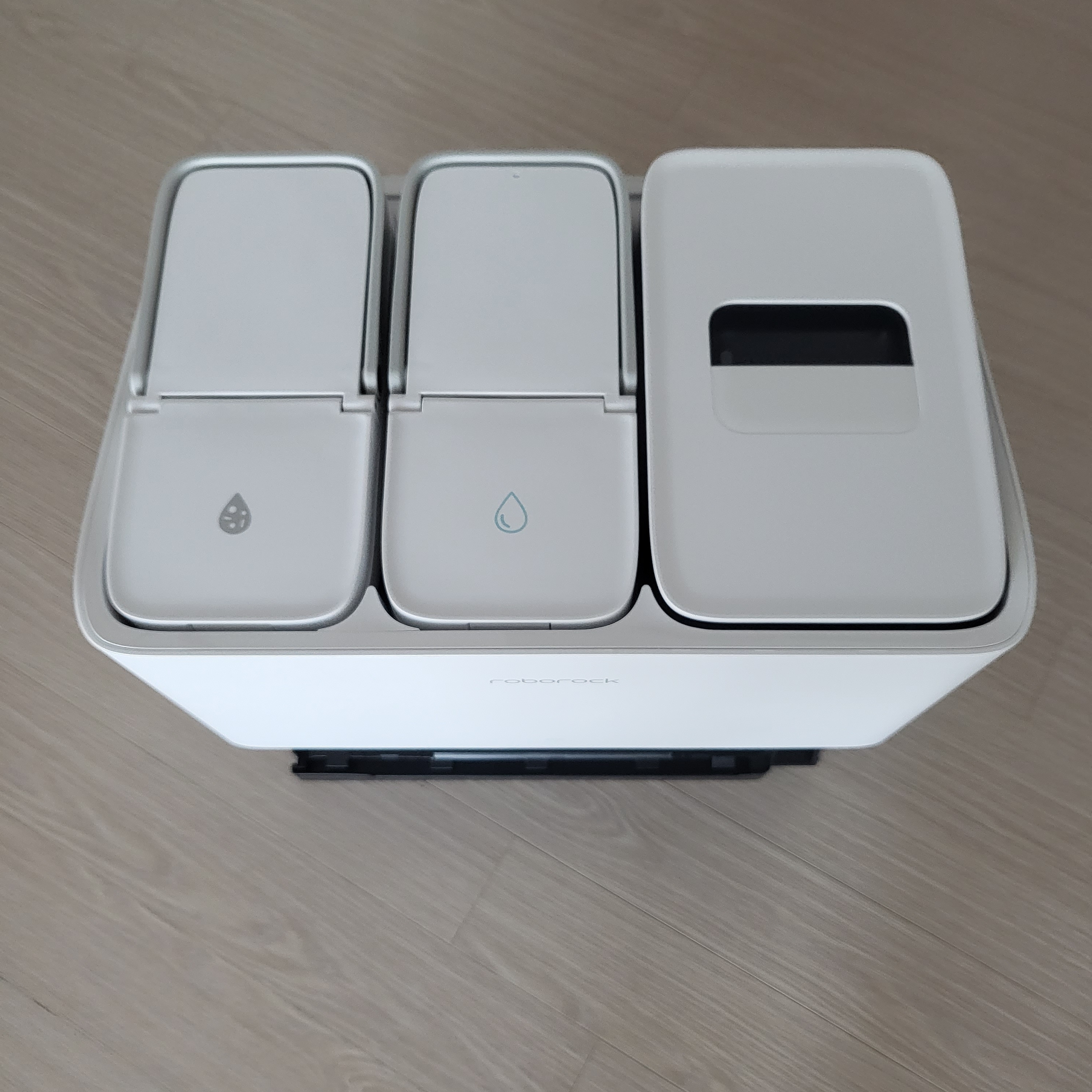 Roborock S8 Pro Ultra & Dock (Korean Ver.) 착용 스타일 - 3