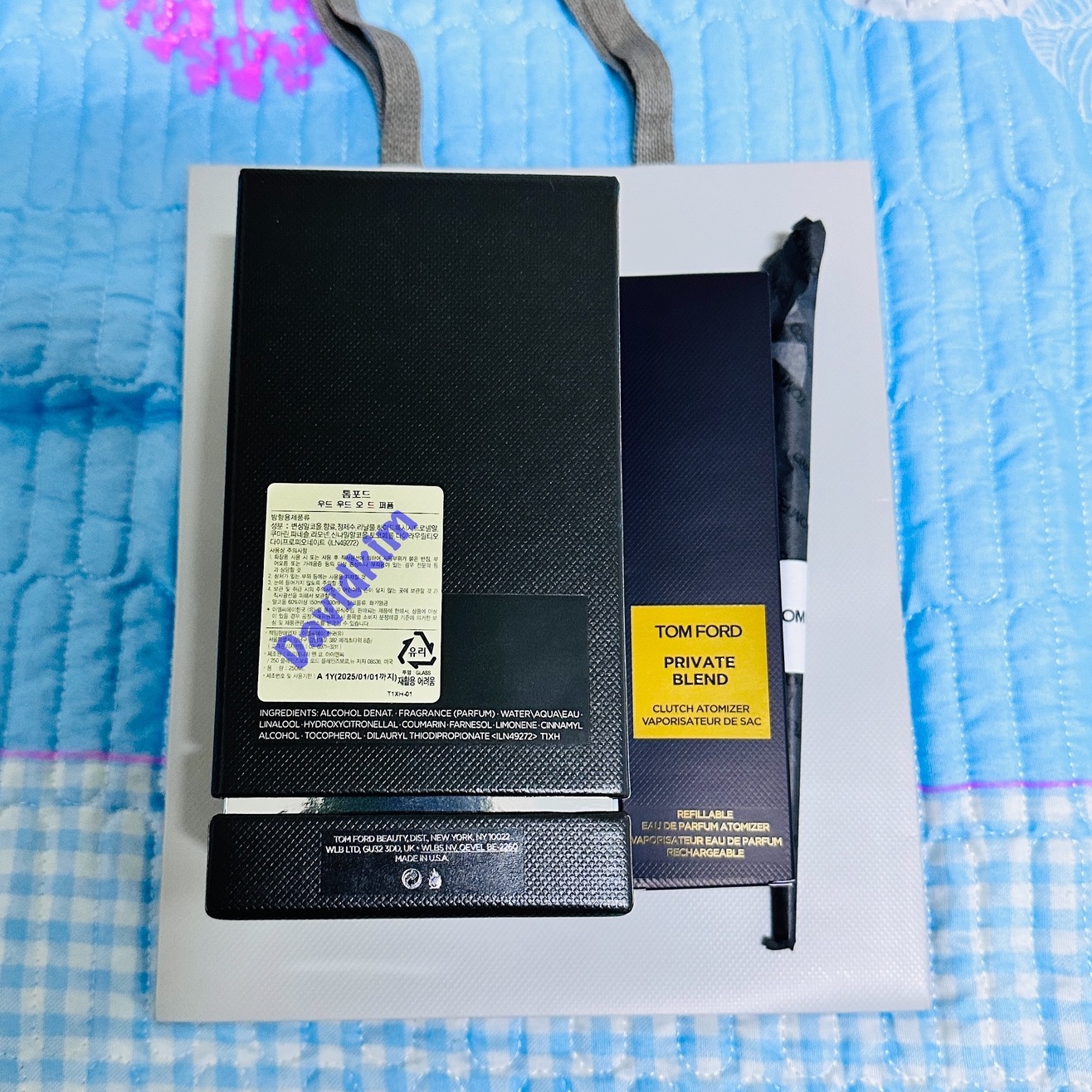 Tom Ford Oud Wood Eau De Parfum 250ml 착용 스타일 - 4