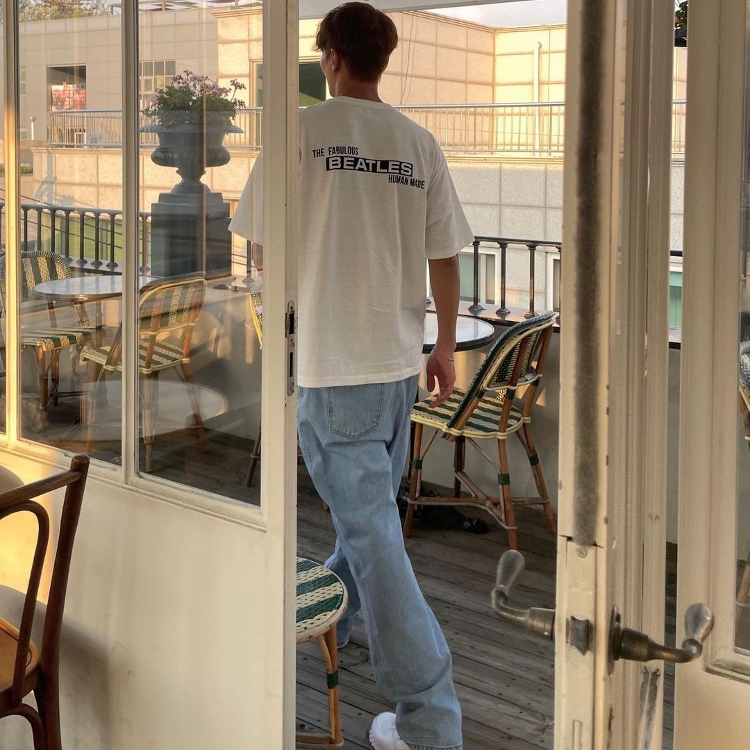 Human Made Beatles T-Shirt White, Nike x Jacquemus J Force 1 Low LX SP White 착용 스타일 - 3