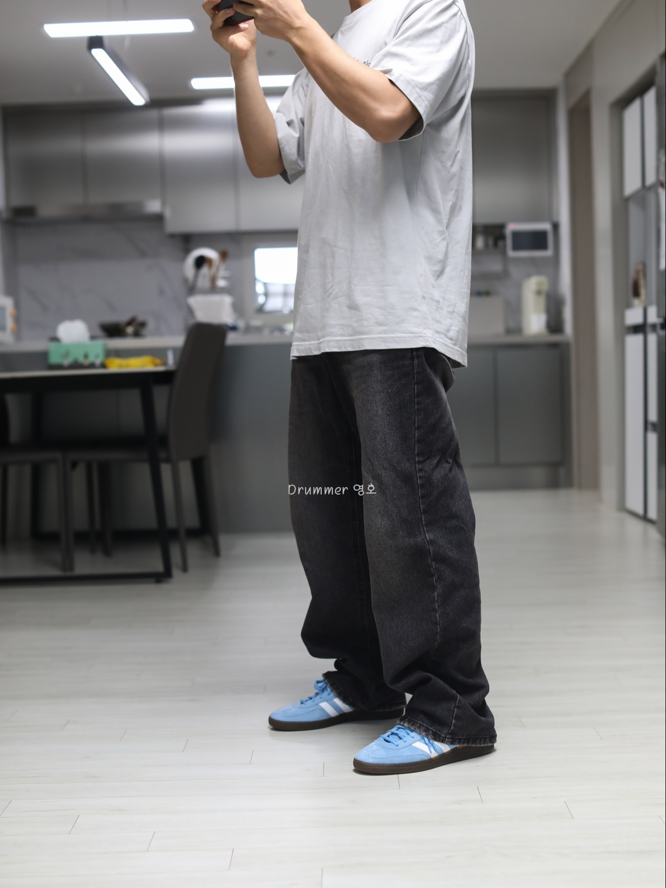 Adidas Spezial Handball Light Blue 착용 스타일 - 1