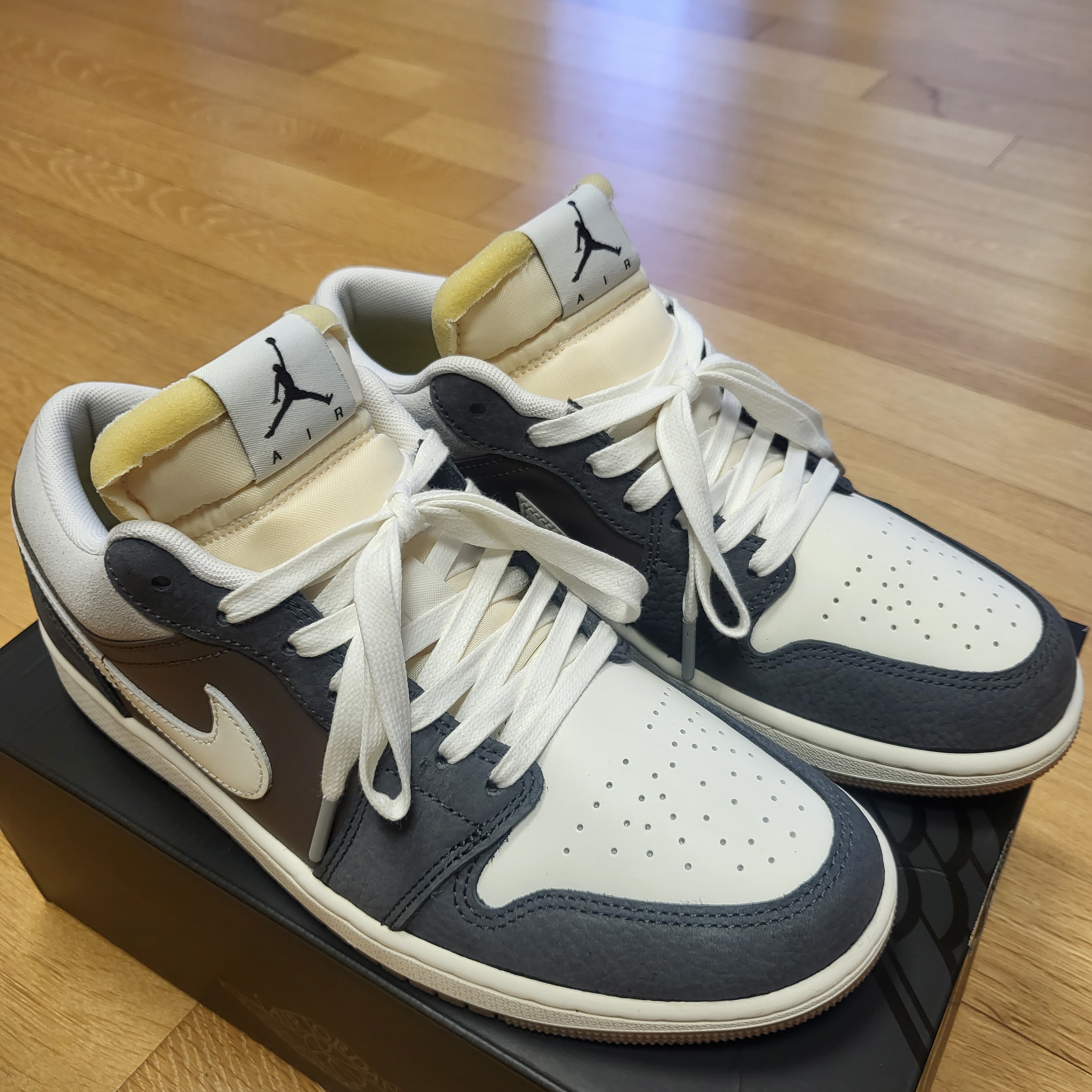 Jordan 1 Low Kkachi 착용 스타일 - 1