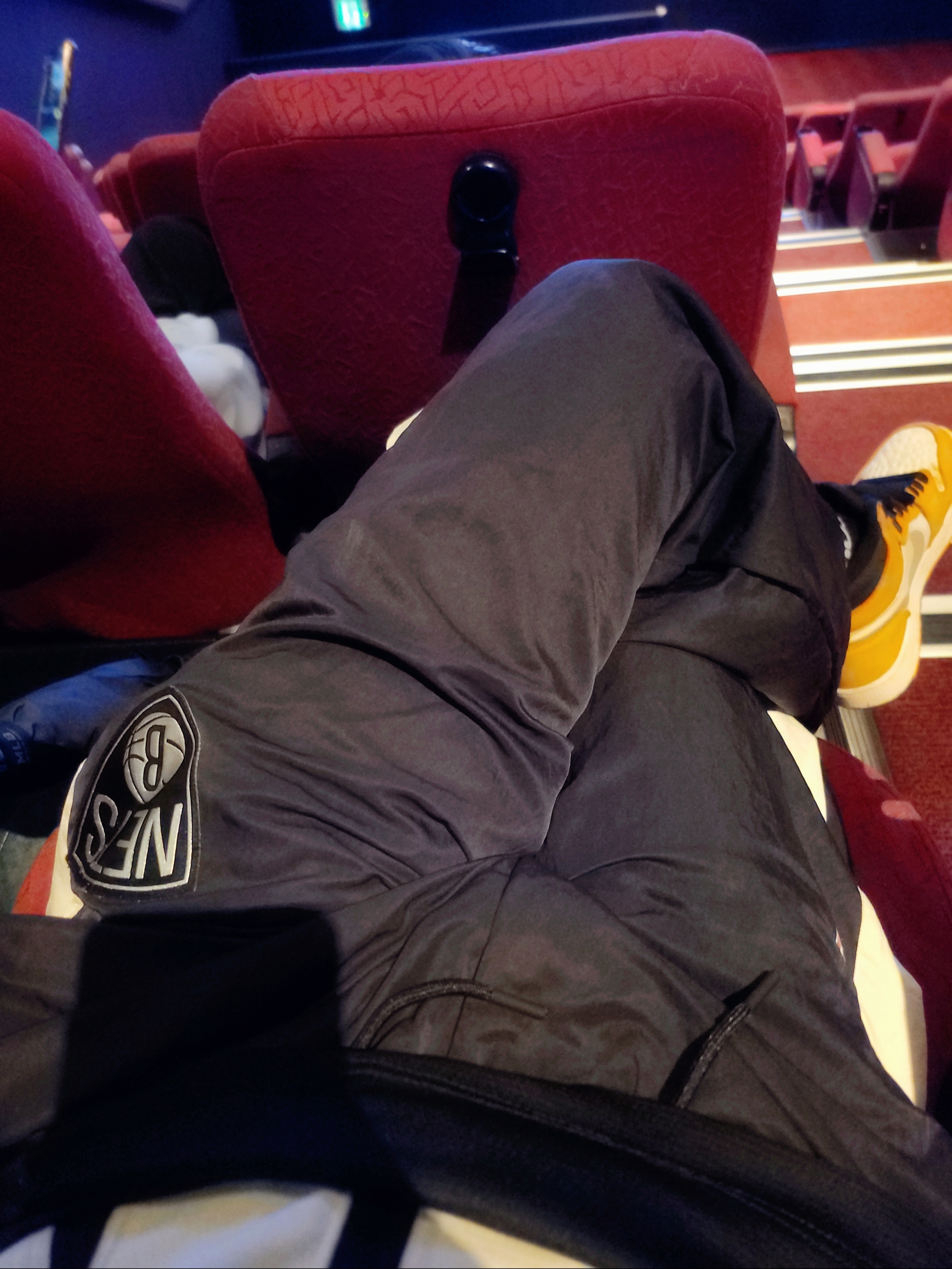 Jordan 1 Element Gore-Tex Light Curry, (W) Nike x Ambush NBA Collection Nets Tearaway Pants - Asia 착용 스타일