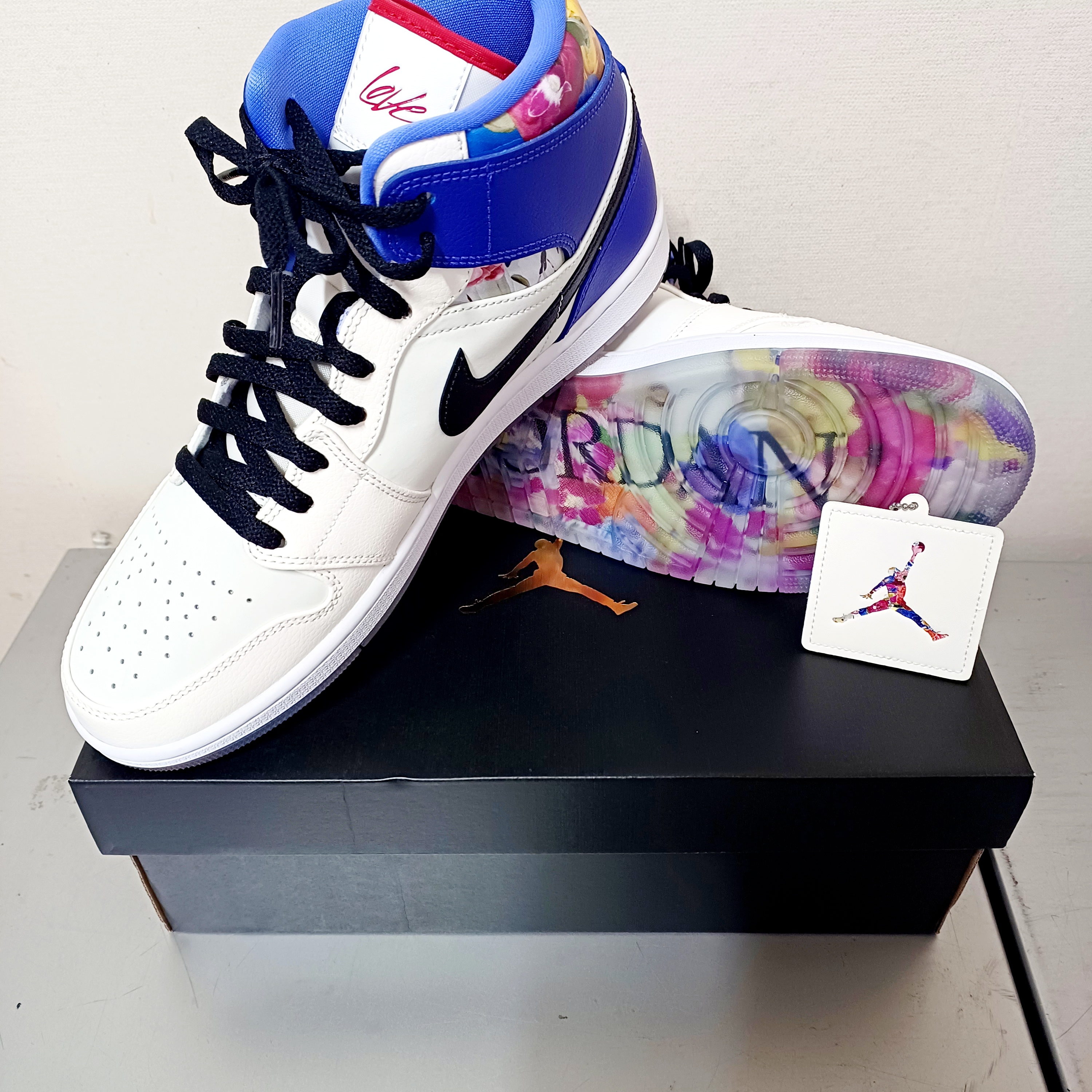 Jordan 1 Mid SE Floral 착용 스타일