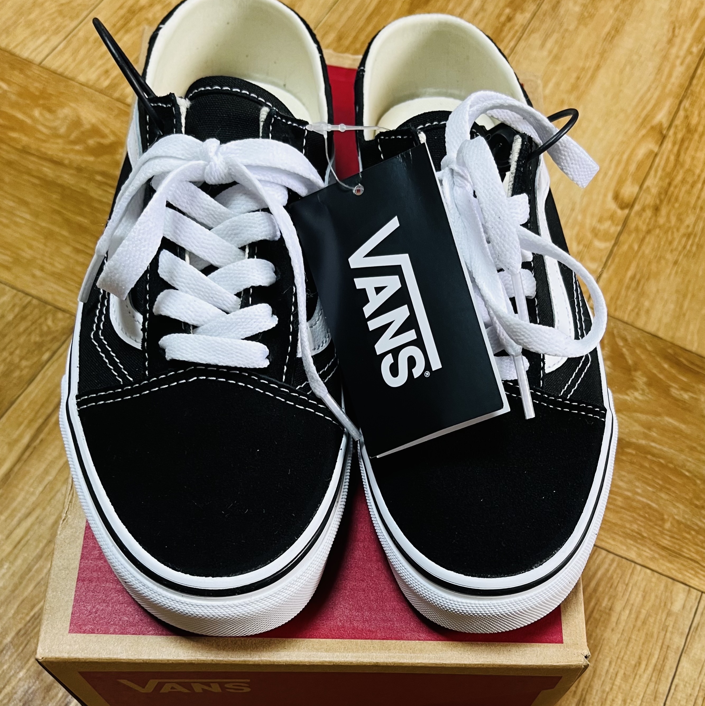 Vans Old Skool Mule Black 착용 스타일 - 2