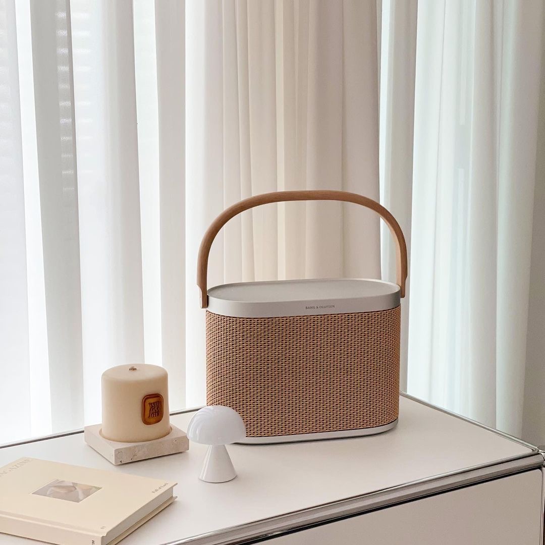 Bang & Olufsen Beosound A5 Nordic Weave 착용 스타일