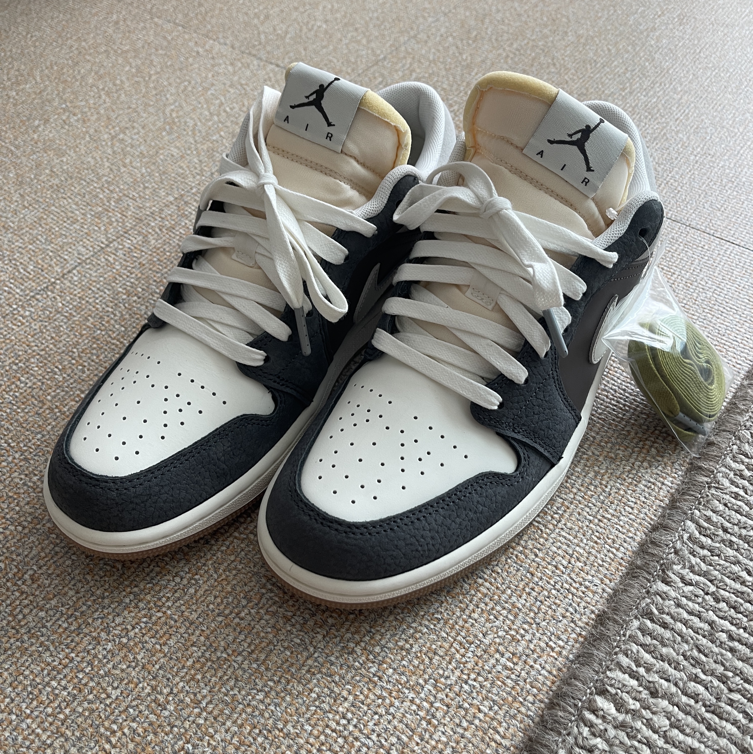 Jordan 1 Low Kkachi 착용 스타일 - 2