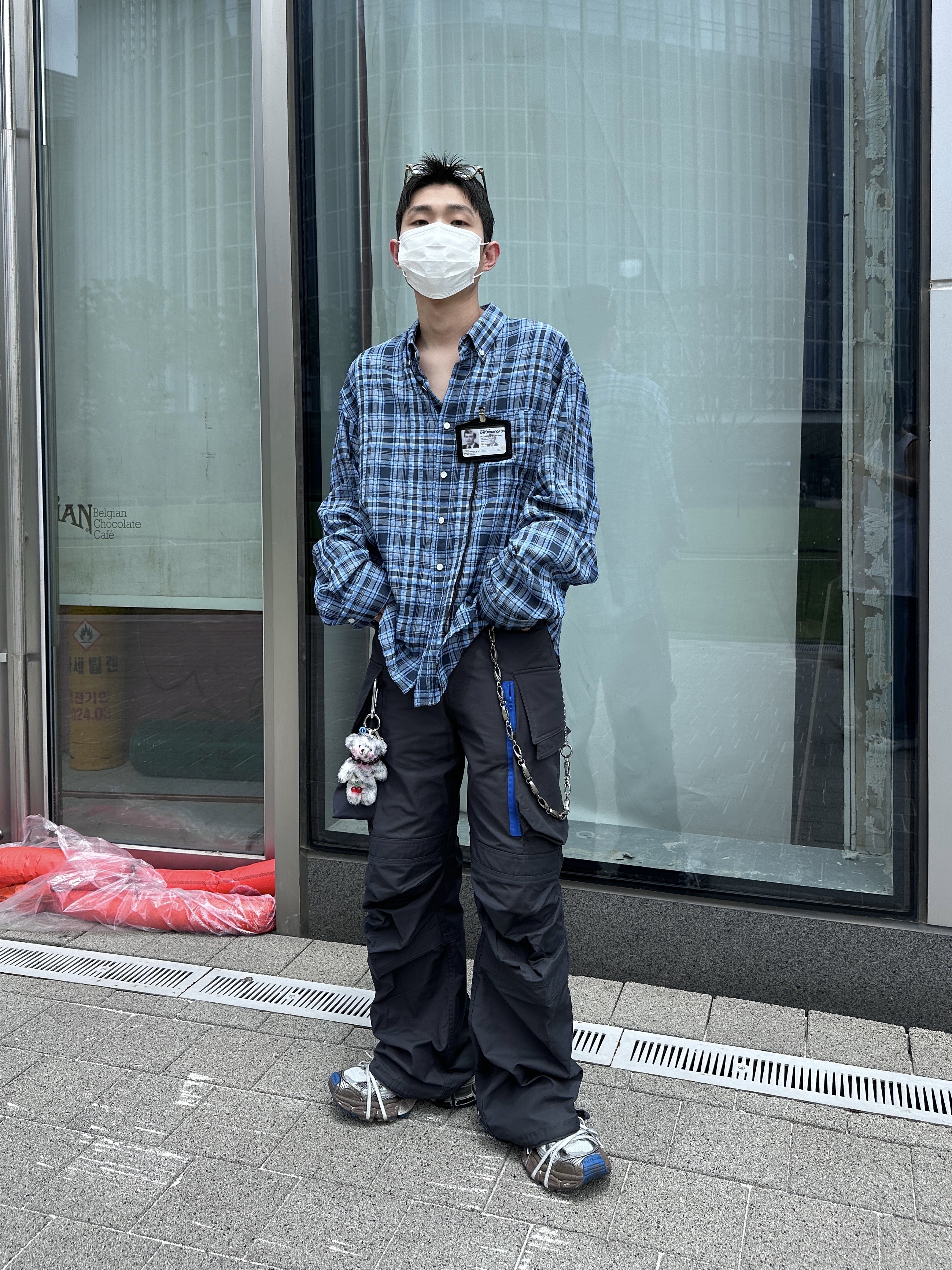 Balenciaga 3XL Sneakers Worn Out Grey White Blue 착용 스타일 - 2