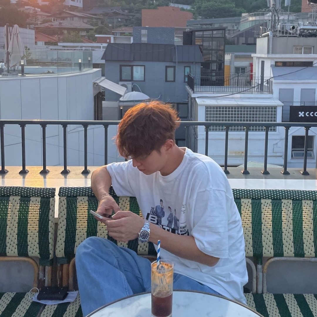 Human Made Beatles T-Shirt White, Nike x Jacquemus J Force 1 Low LX SP White 착용 스타일 - 2