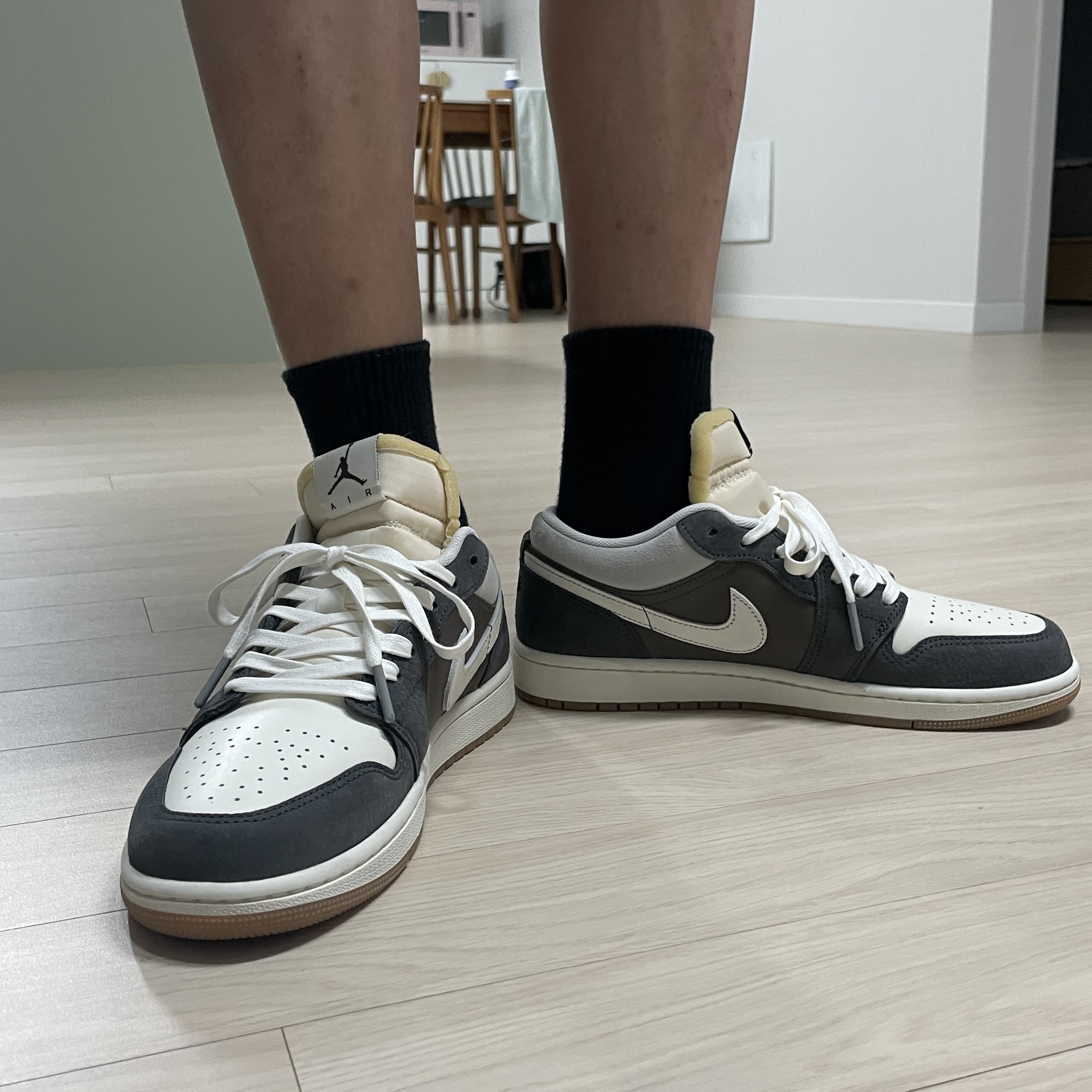 Jordan 1 Low Kkachi 착용 스타일