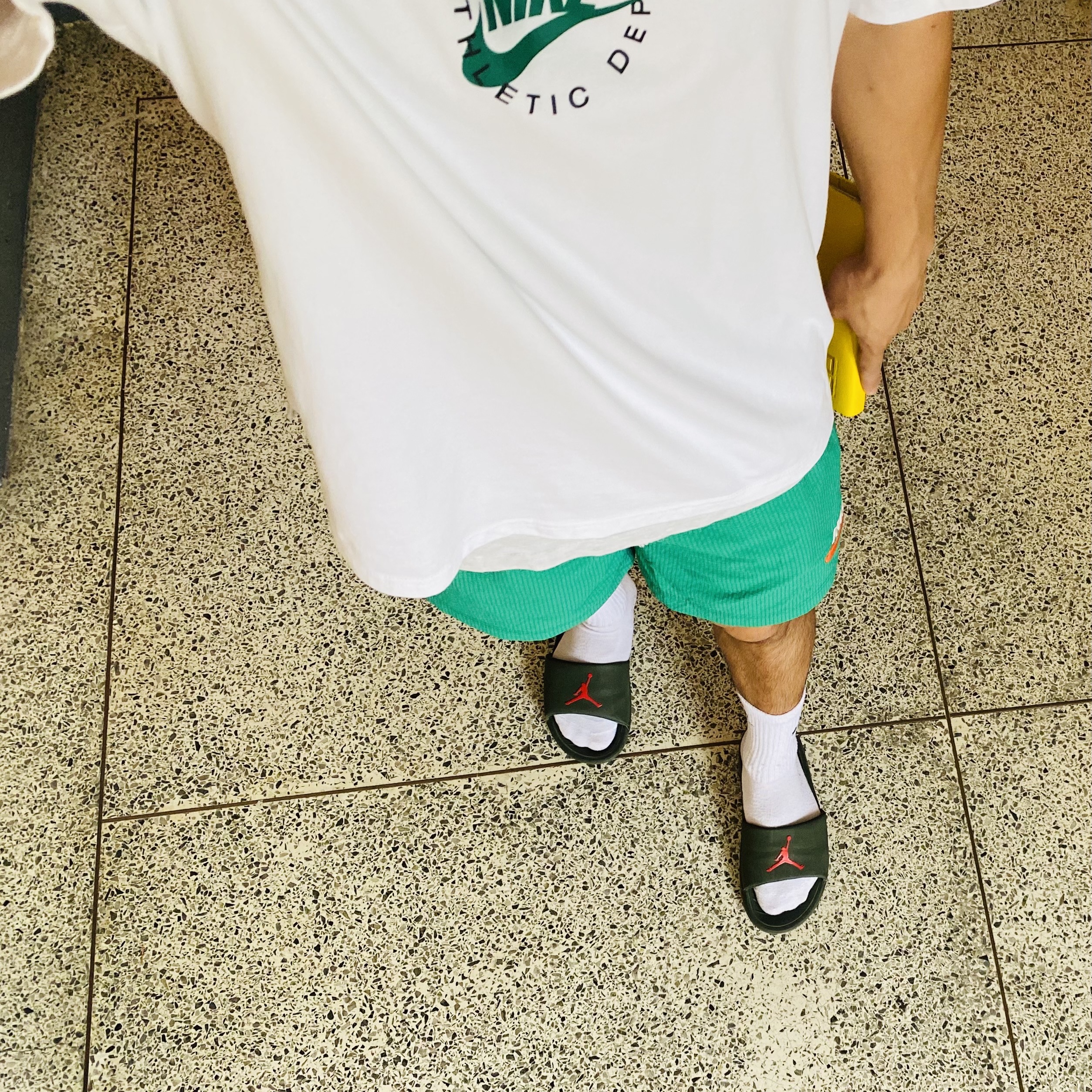 Nike NSW Woven Shorts Malachite - Asia 착용 스타일
