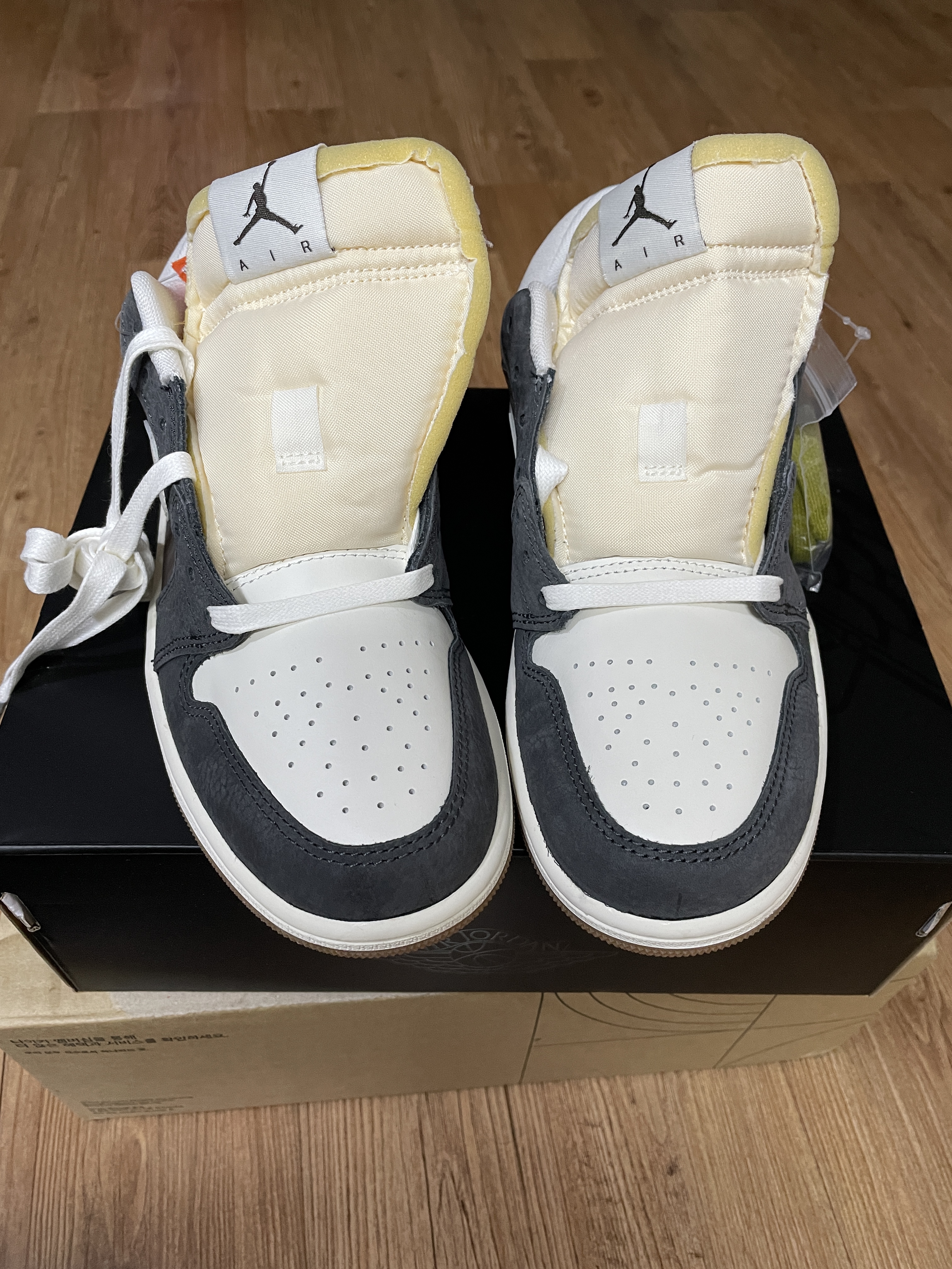 Jordan 1 Low Kkachi 착용 스타일 - 1