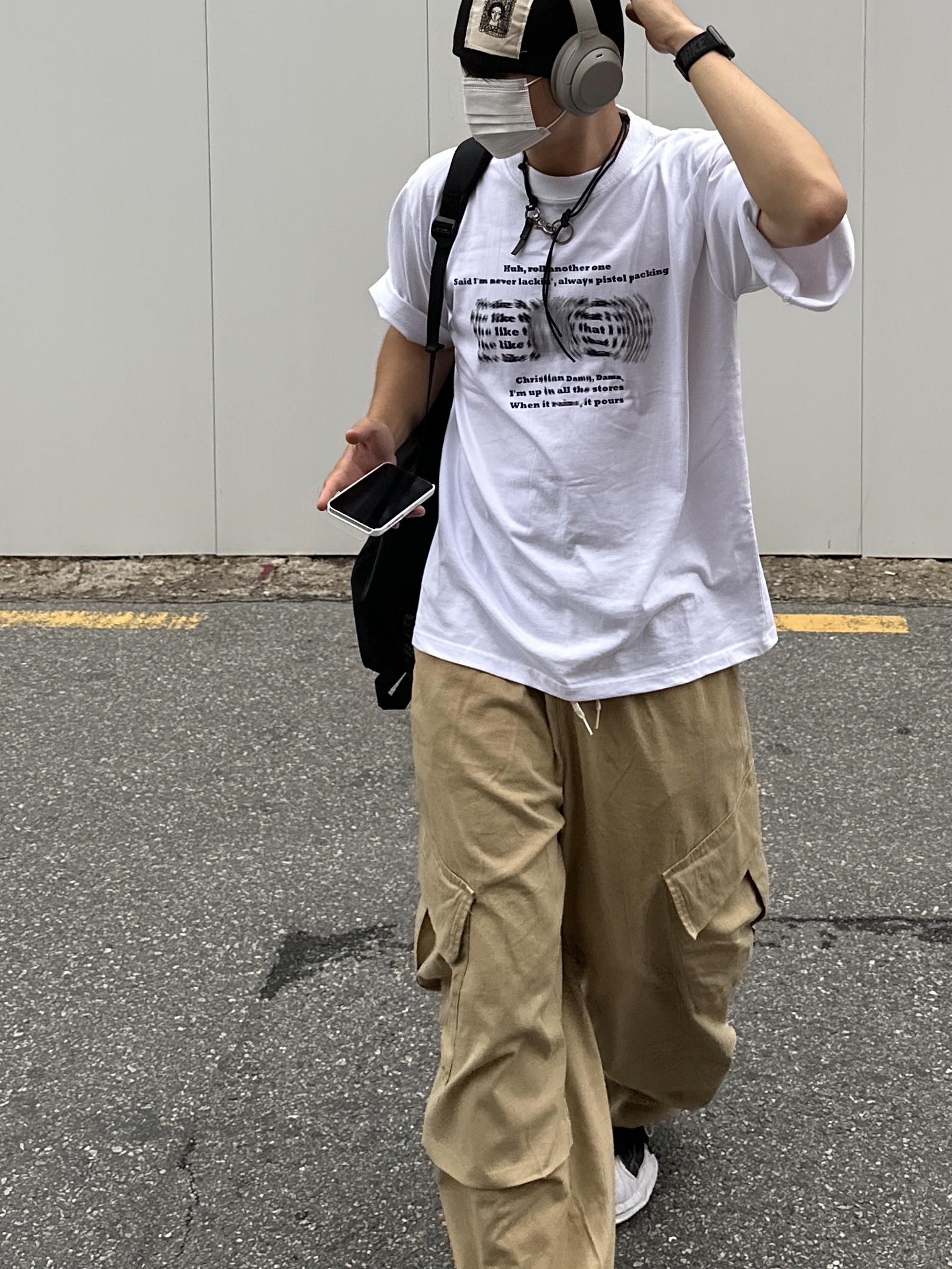 Maison Mihara Yasuhiro Blakey OG Sole Leather Low-top Sneakers Black, Our Legacy Ladon Leather Keychain Black 착용 스타일 - 4