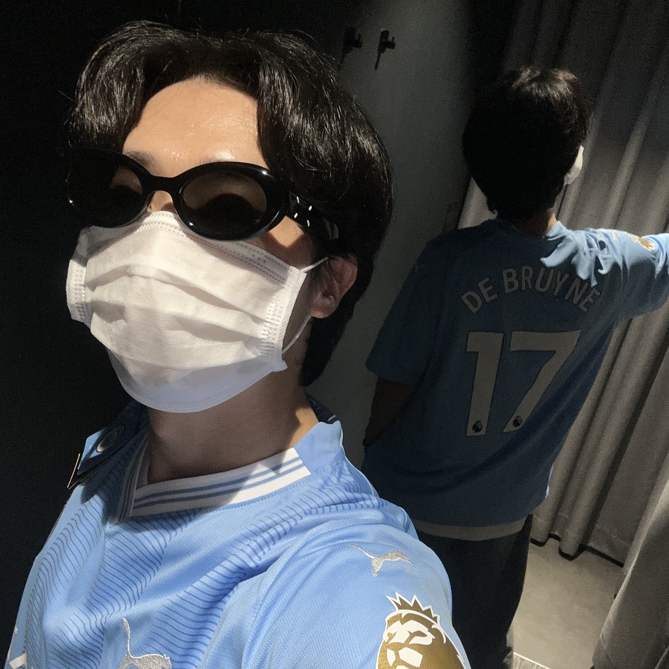 Puma Manchester City 2023/24 Home Jersey Team Light Blue Kevin De Bruyne (Premier League Full Marking Ver.), Gentle Monster x Maison Margiela MM005 Black Black 착용 스타일 - 2