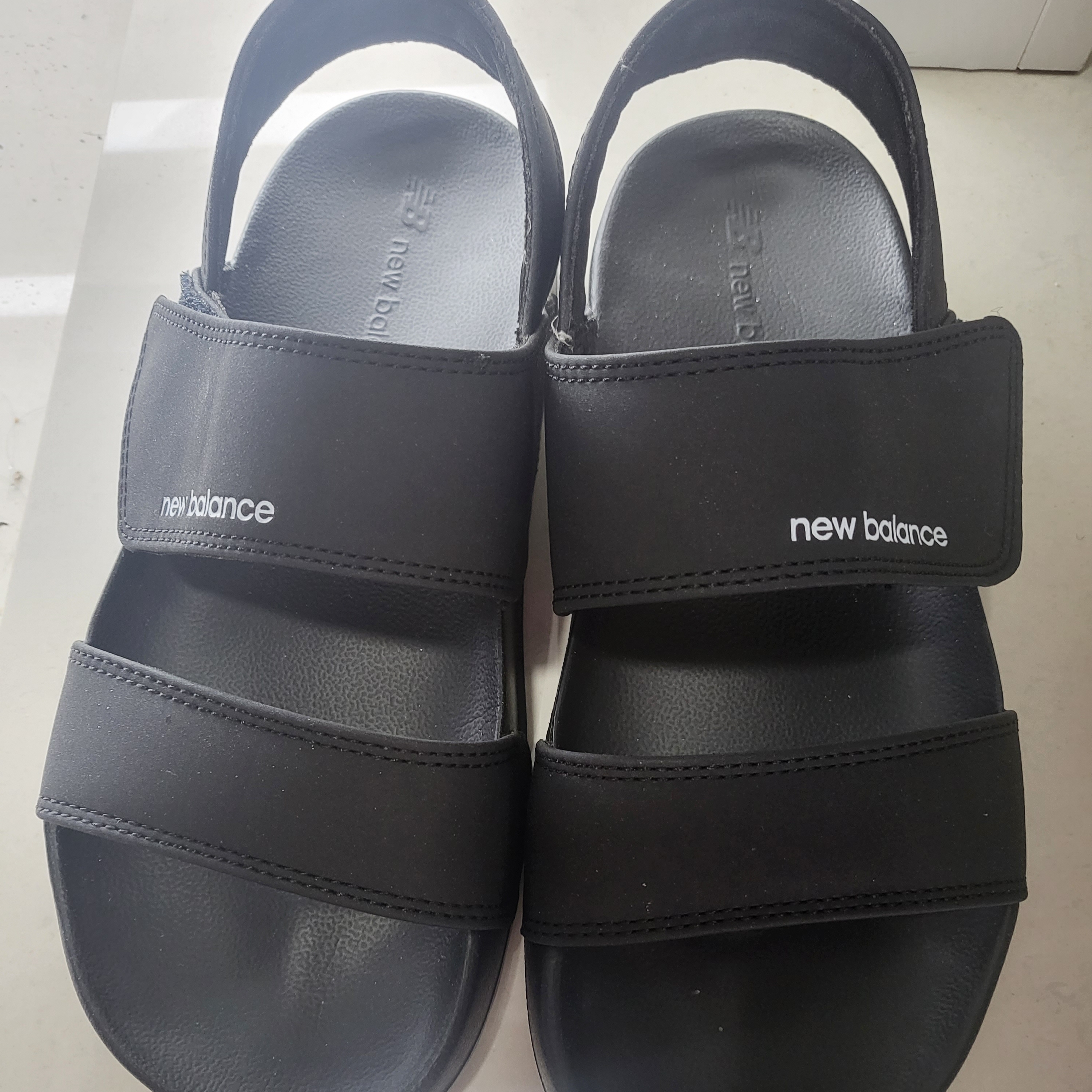 New Balance N-Clay Black 착용 스타일