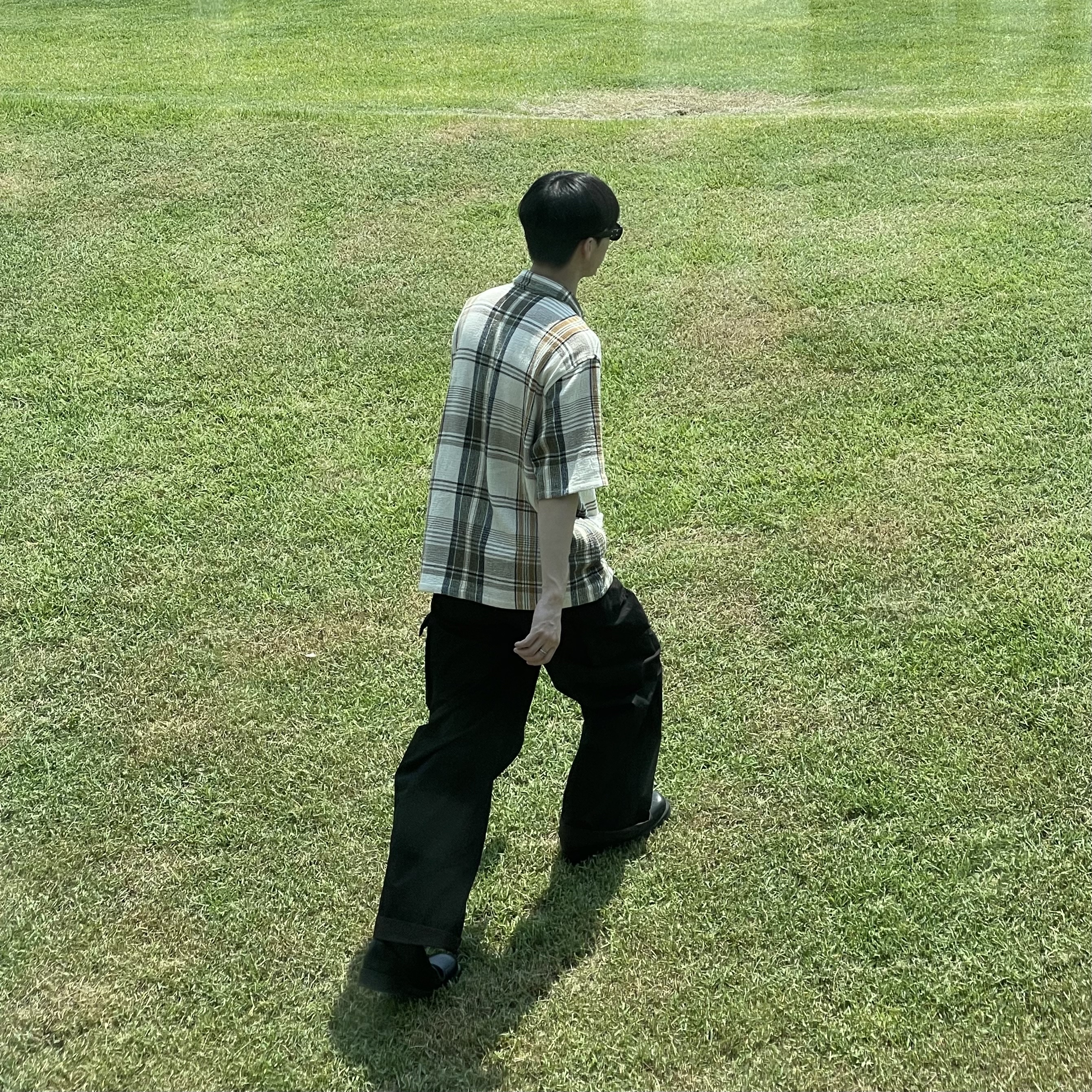 Our Legacy Elder Short Sleeve Shirt Ecru Green Summer Plaid, Our Legacy Mount Trouser Black High Twist Solaro 착용 스타일 - 1