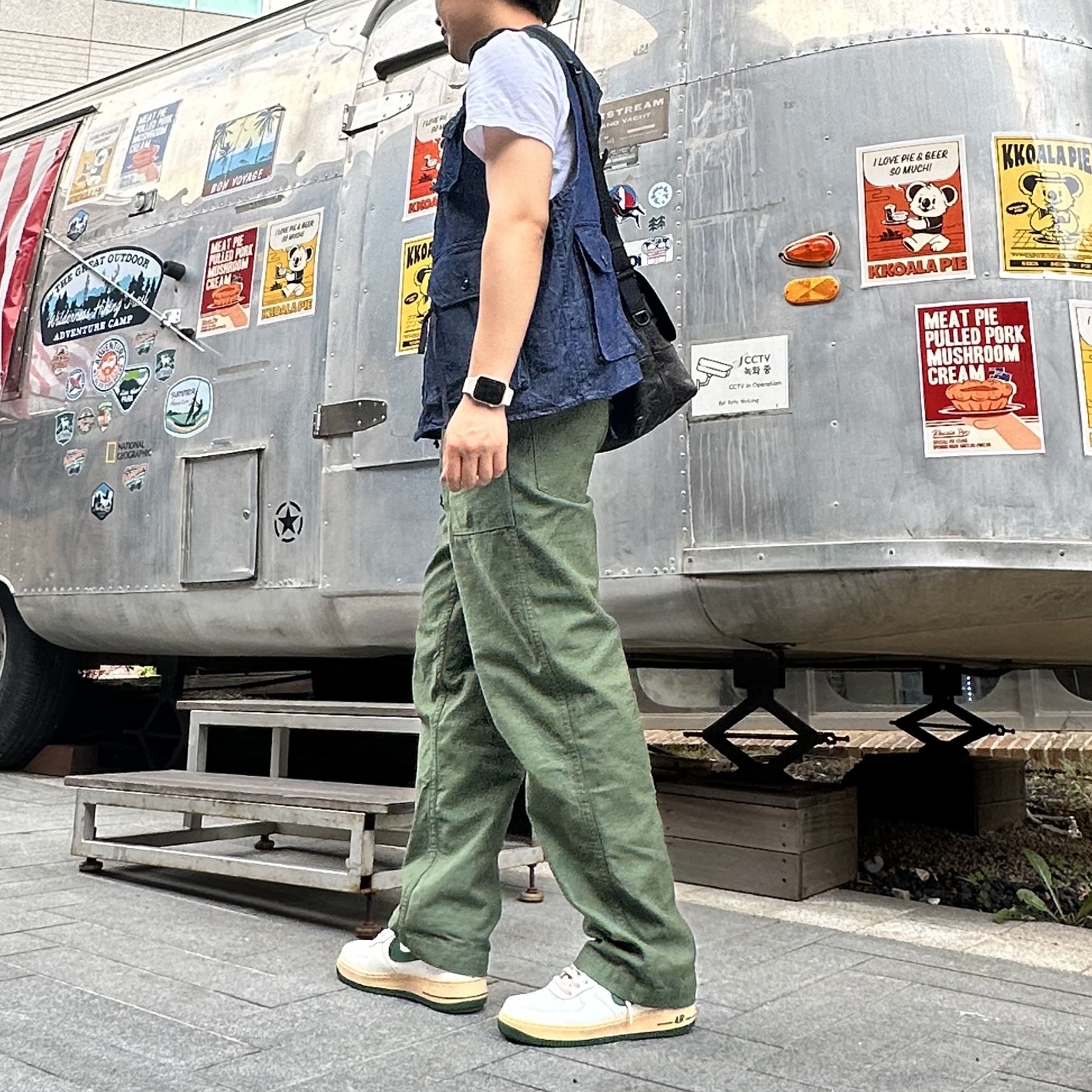 (W) Nike Air Force 1 Low Gorge Green, Orslow 5002 US Army Fatigue Pants Green 착용 스타일