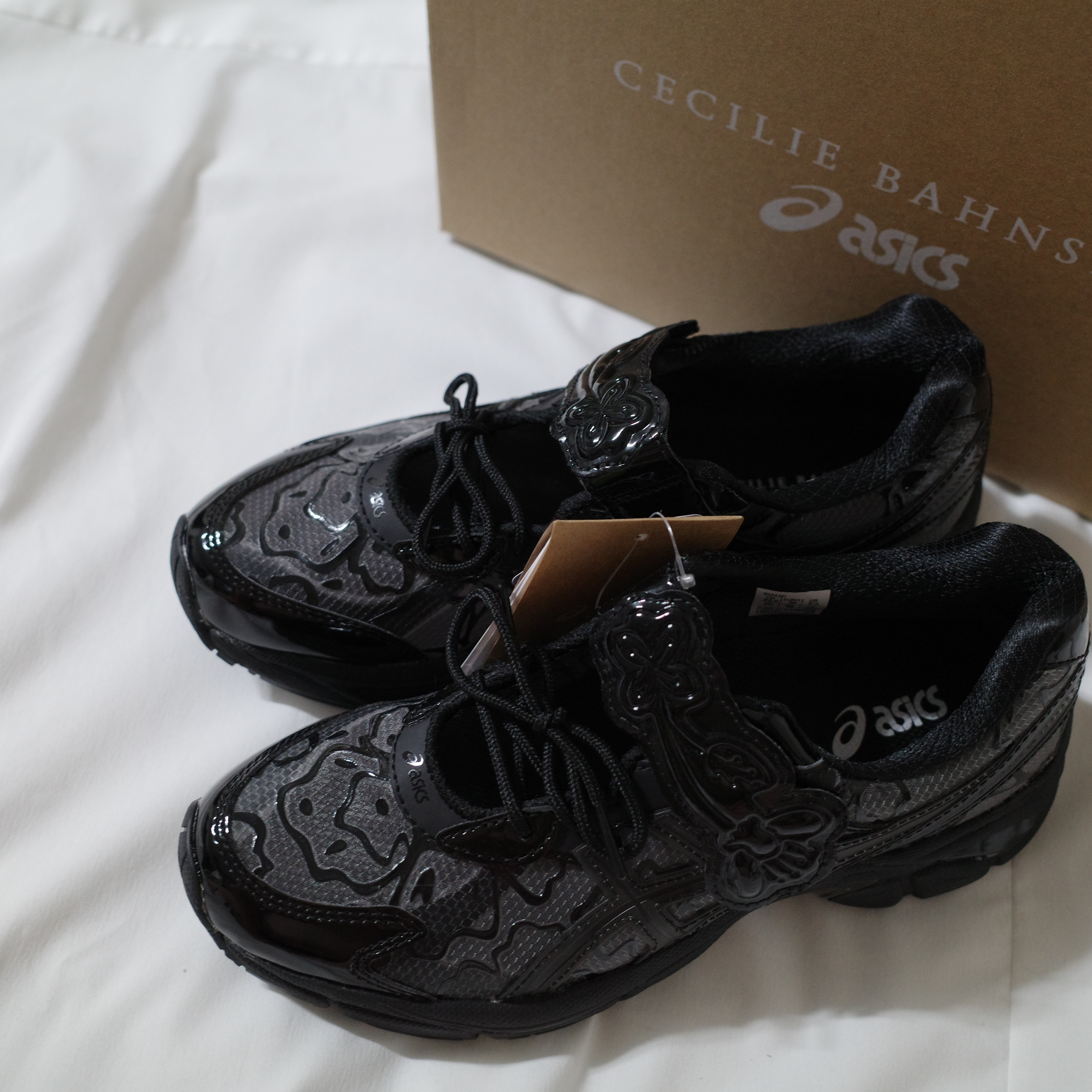 Asics x Cecilie Bahnsen GT-2160 Black 착용 스타일 - 3