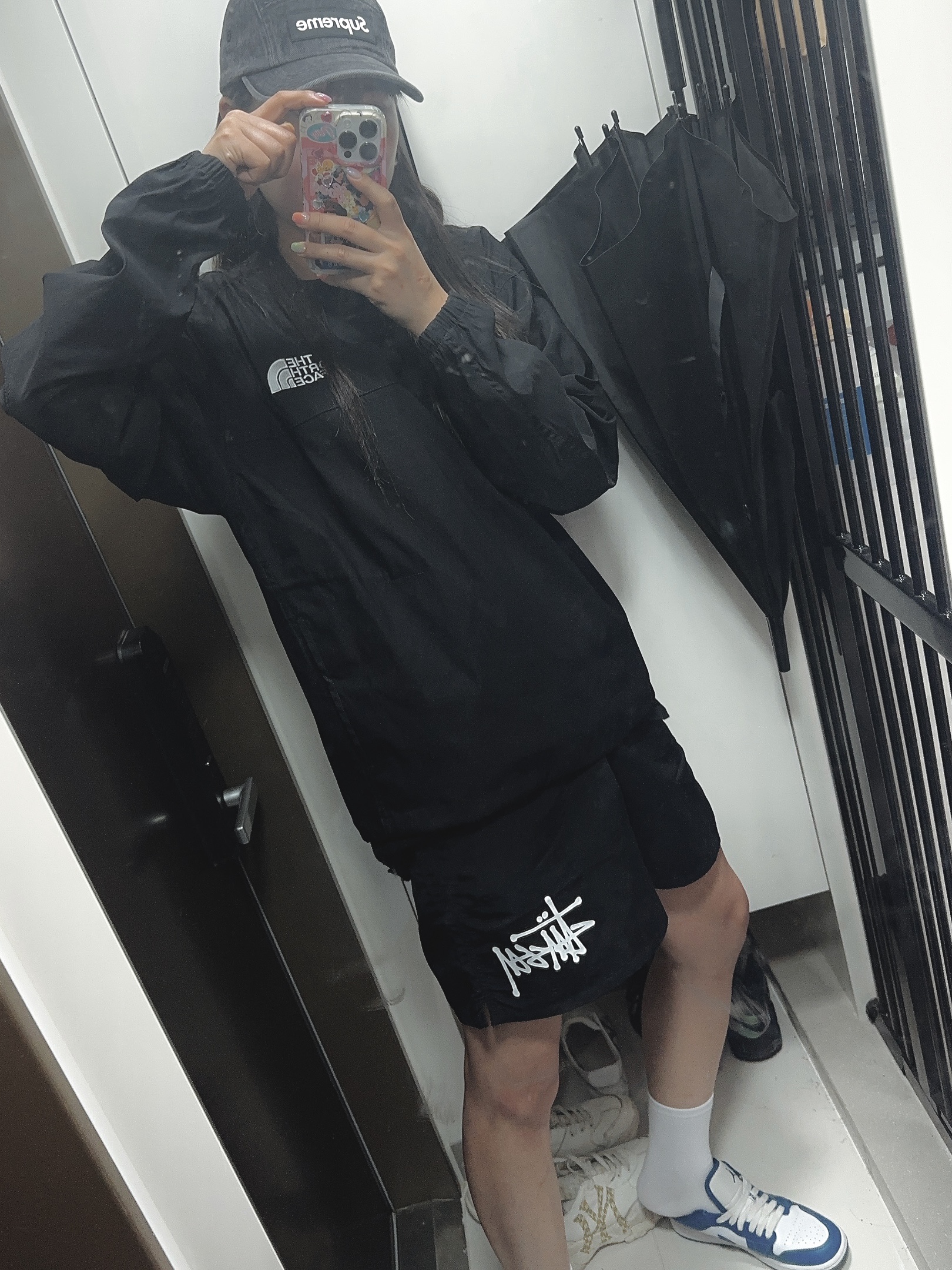 The North Face White Label Albany Crewneck Black, Supreme Denim Camp Cap Black - 24SS 착용 스타일