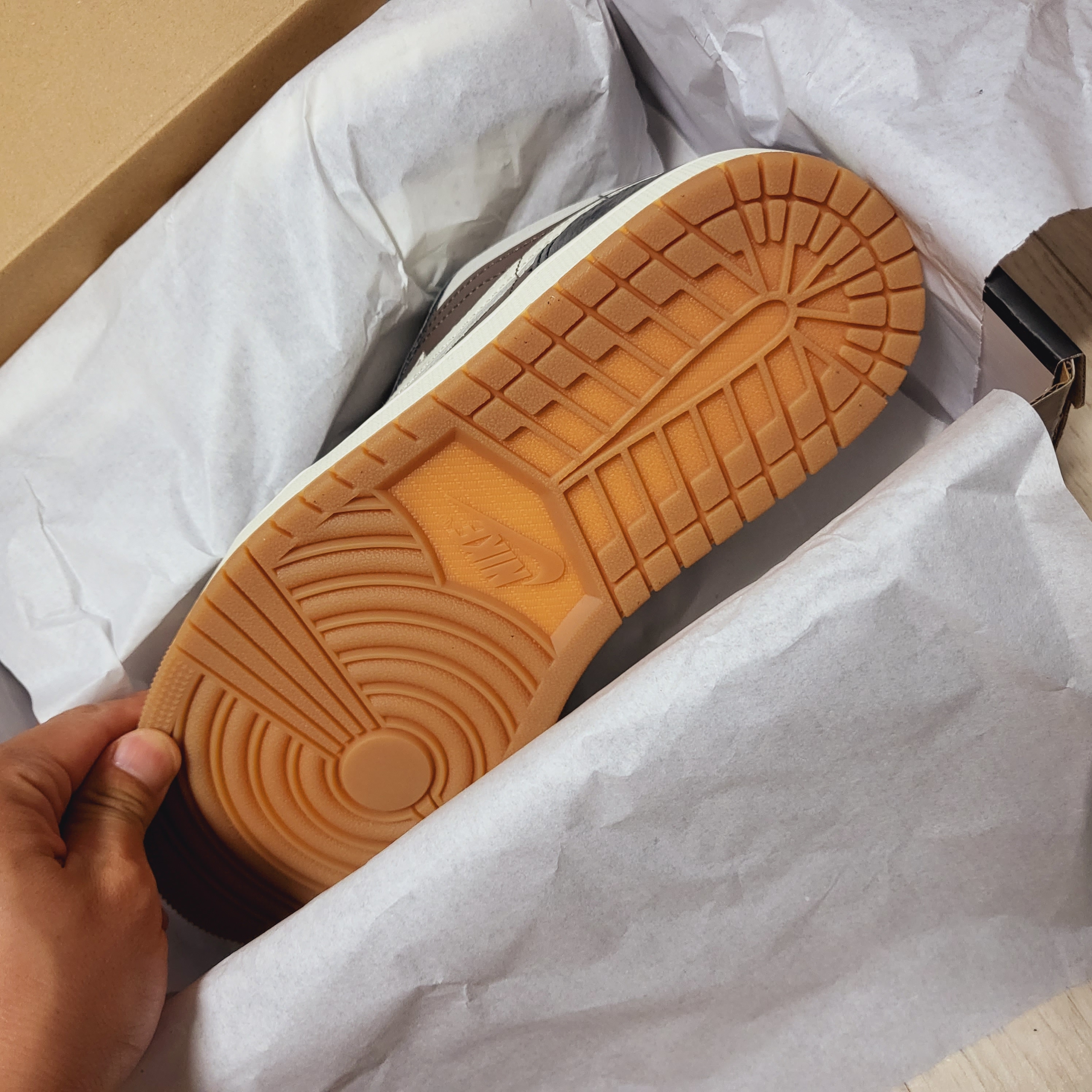 Jordan 1 Low Kkachi 착용 스타일 - 1