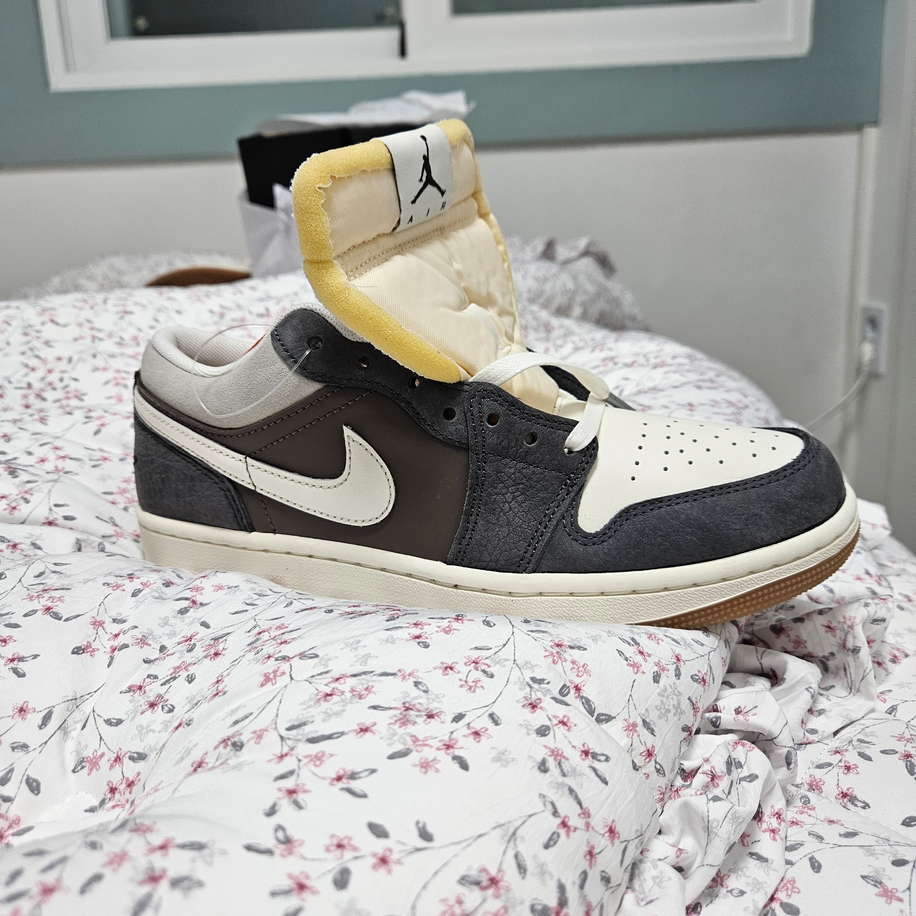 Jordan 1 Low Kkachi 착용 스타일 - 1