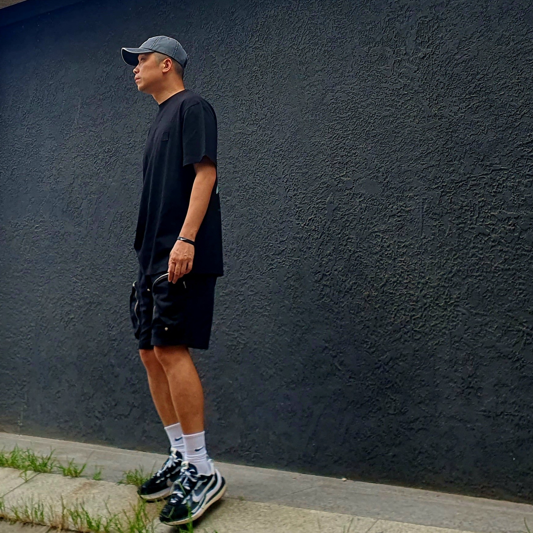 Nike x Sacai VaporWaffle Black White, Supreme Pigment Print S Logo 6-Panel Black - 20SS 착용 스타일