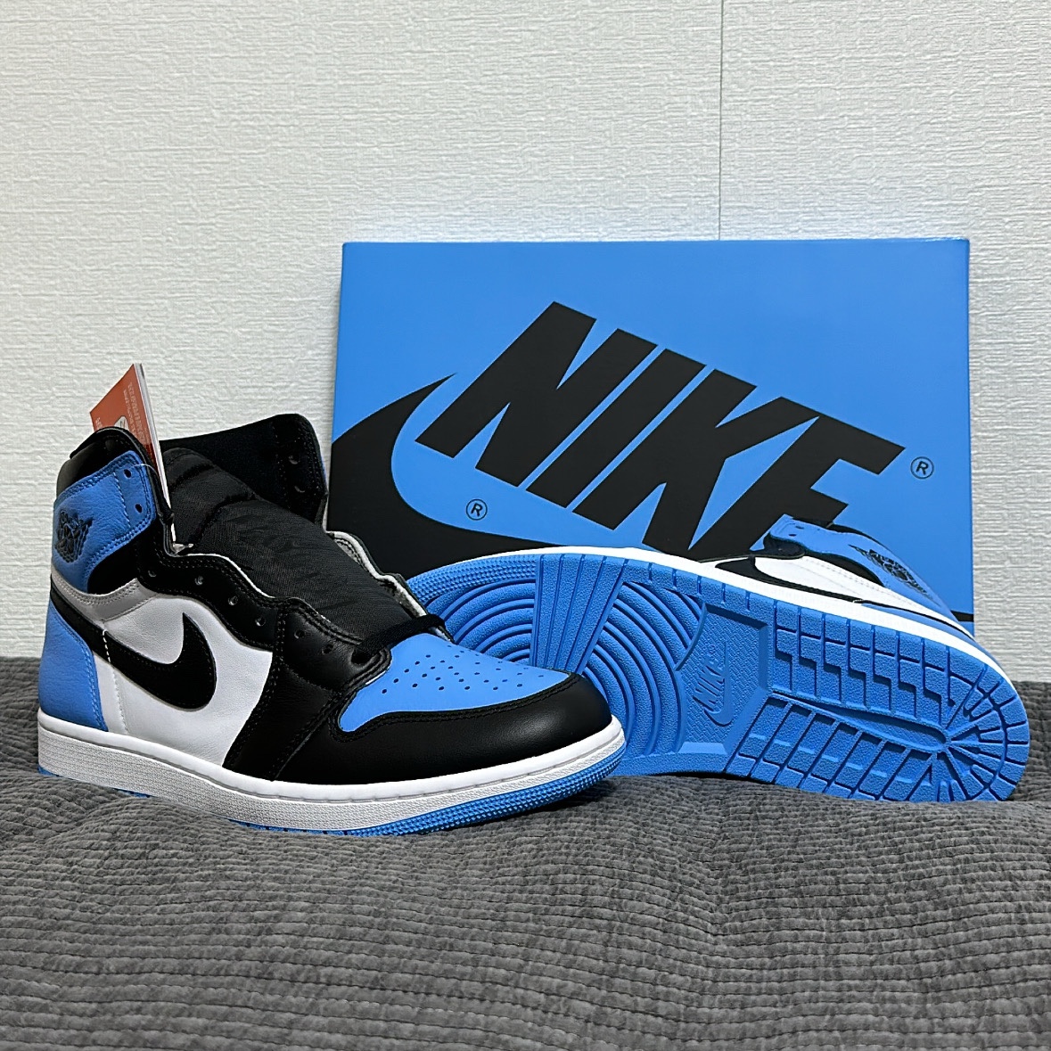 Jordan 1 Retro High OG University Blue 착용 스타일