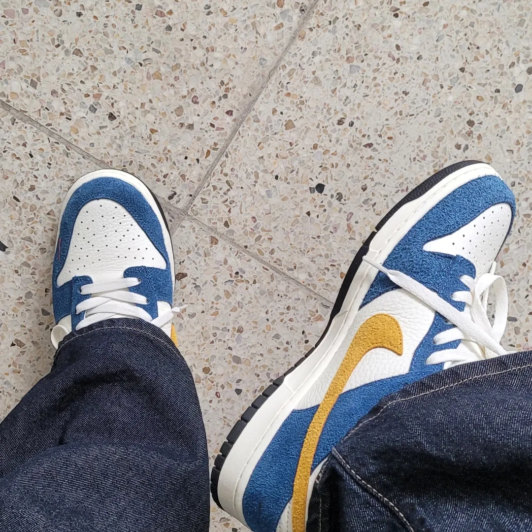 Nike x Kasina Dunk Low 80's Bus 착용 스타일