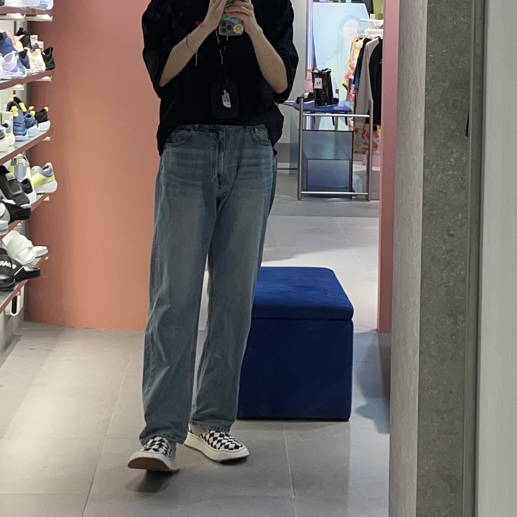 Ader Error Log; Lad Tenit Noir 착용 스타일 - 1