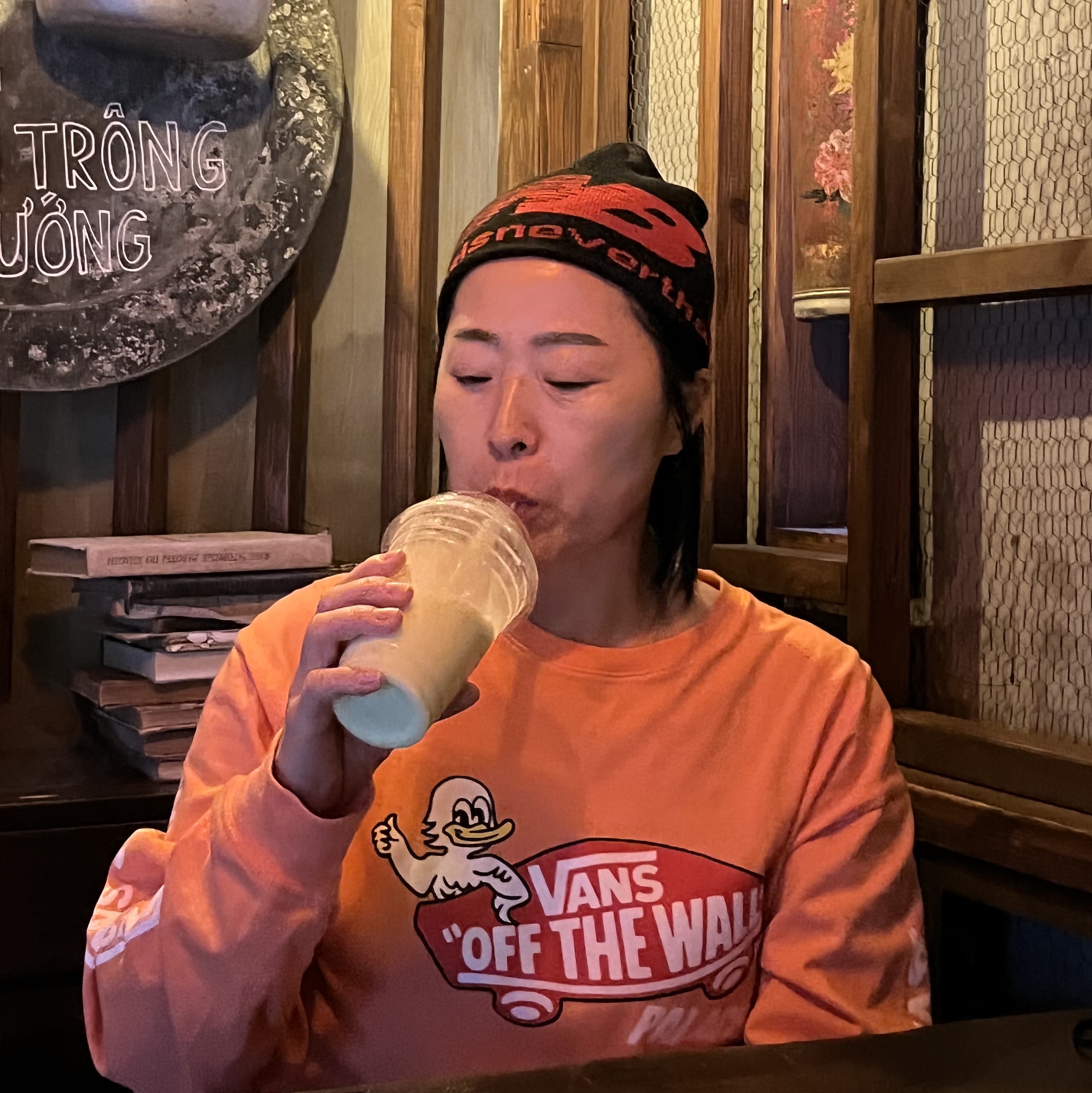 Palace x Vans Duck Out Long Sleeve Fusion Coral - 21SS 착용 스타일