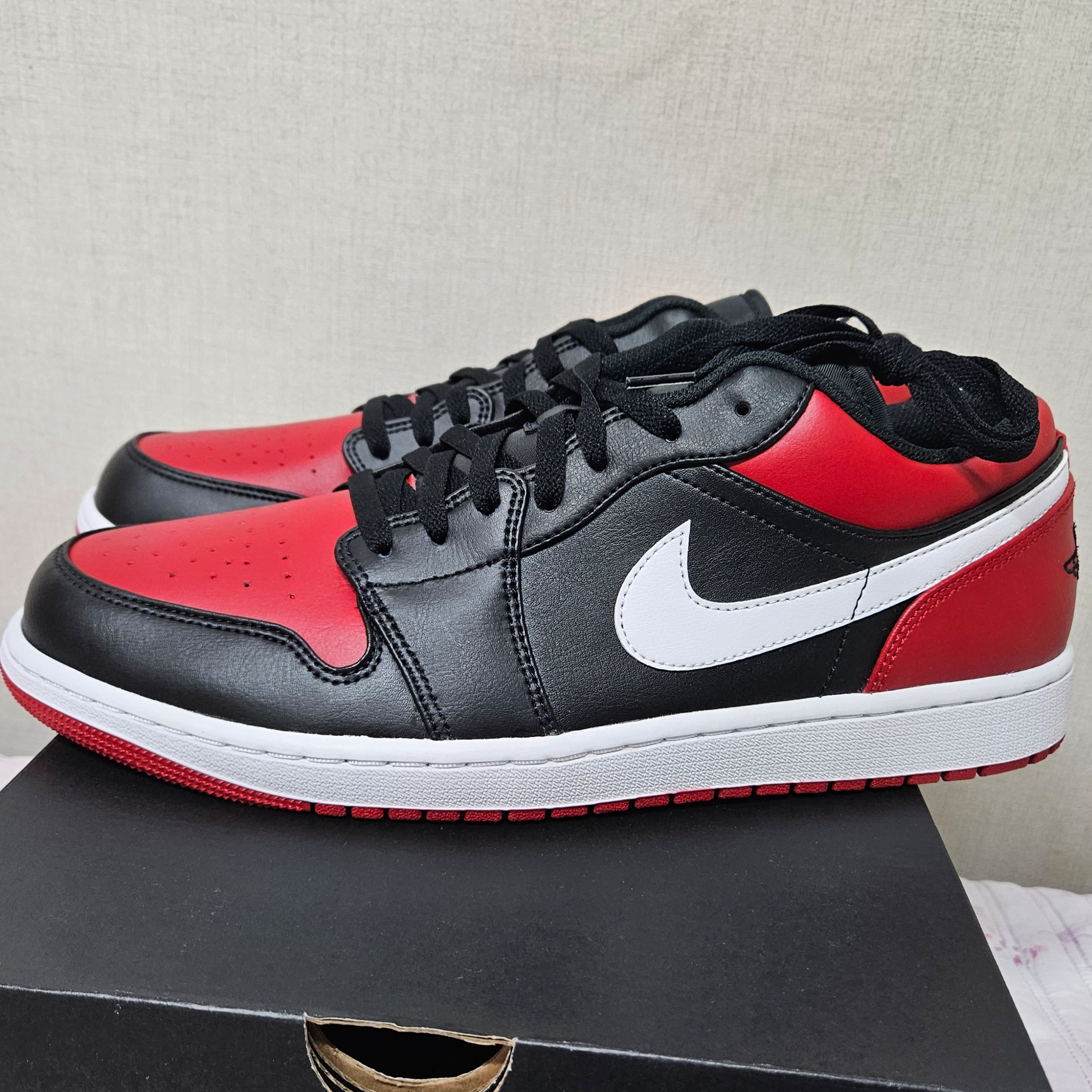 Jordan 1 Low Alternate Bred Toe 착용 스타일
