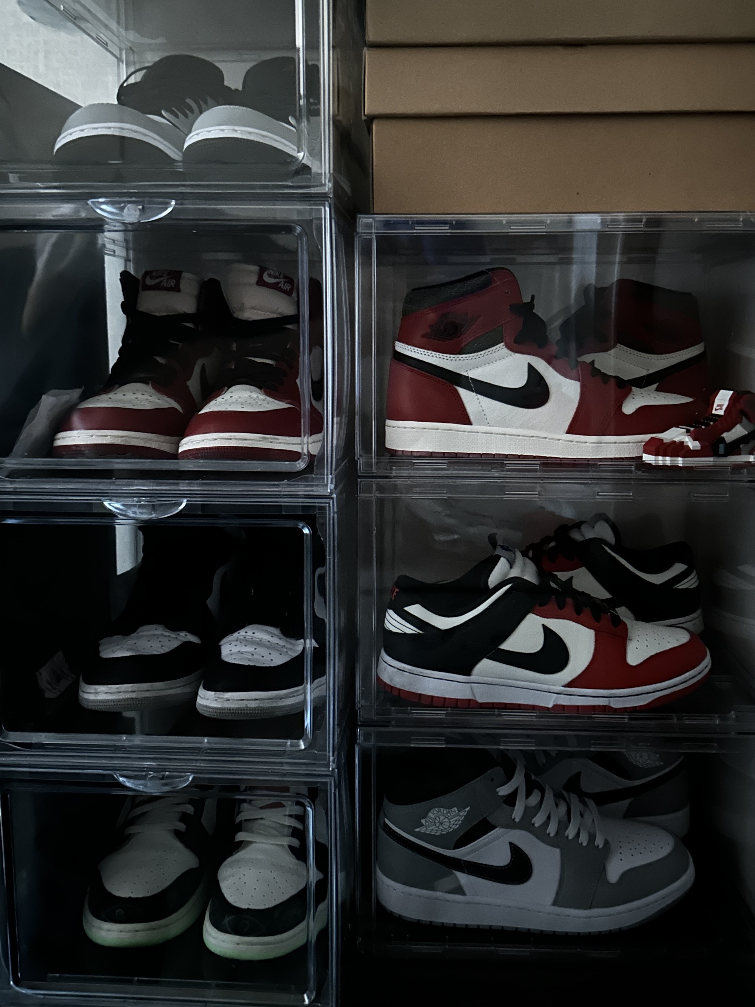 Jordan 1 Low Light Smoke Grey, Jordan 1 Retro High OG Chicago 2022 착용 스타일 - 1