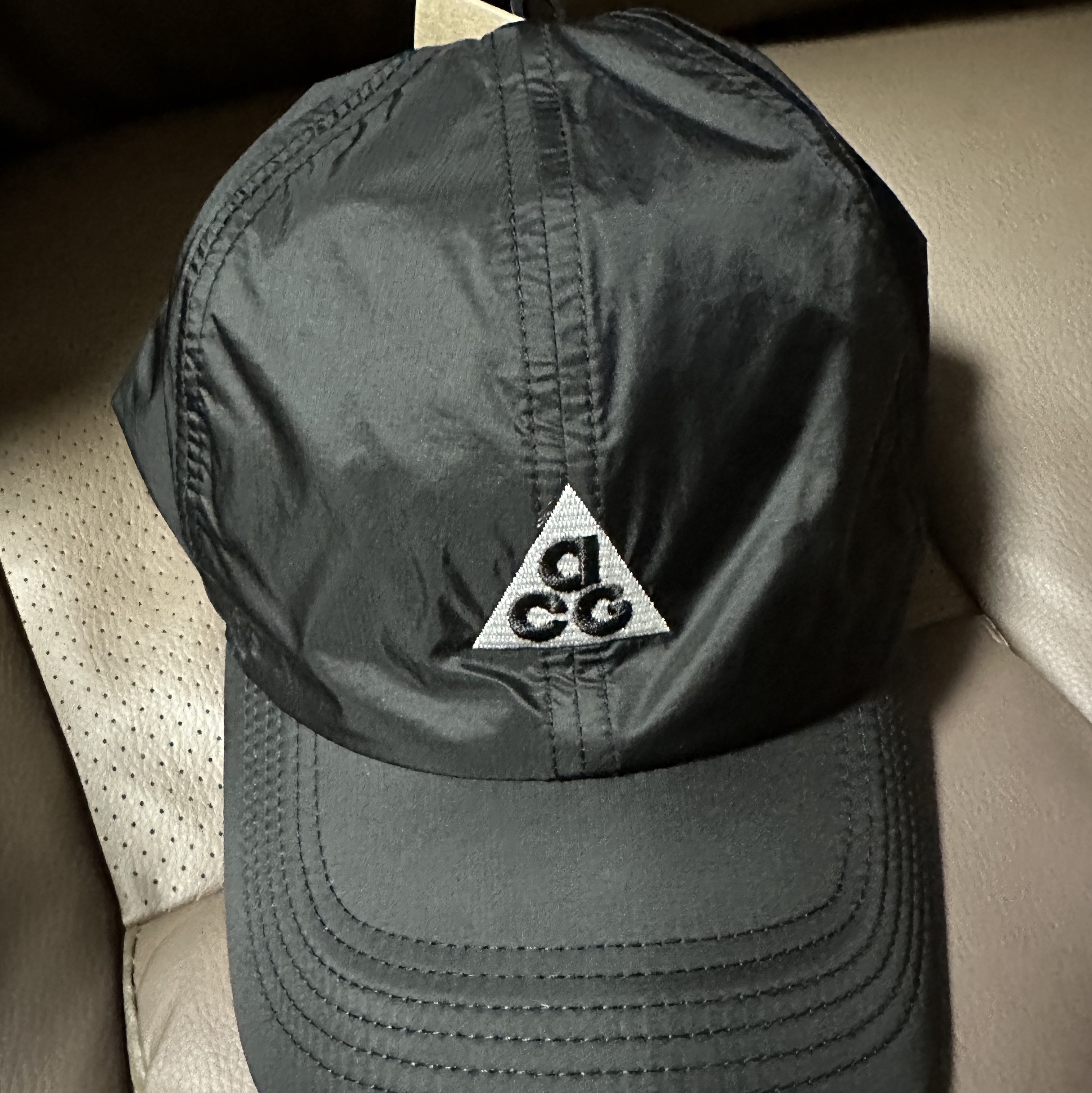 Nike ACG Trail Cap Black 착용 스타일 - 2