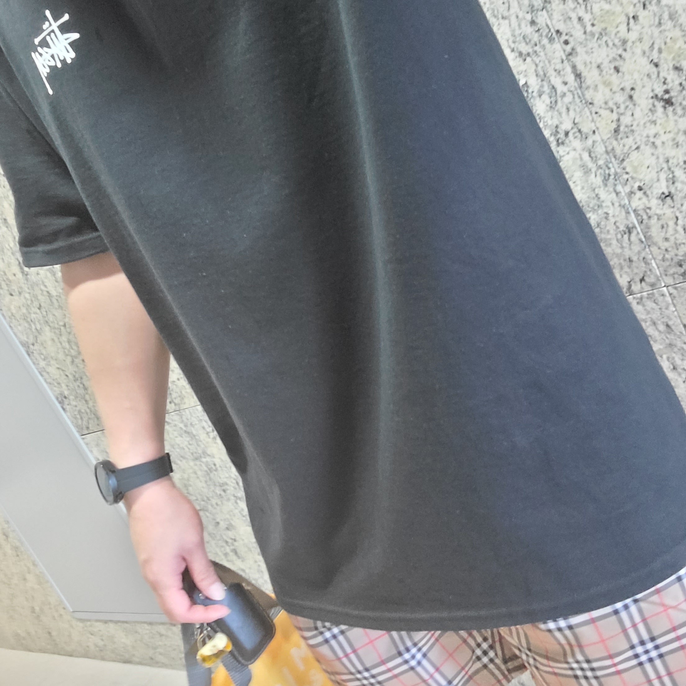Burberry Small Scale Check Drawcord Swim Shorts Archive Beige, Stussy Basic Stussy T-Shirt Black 2023 착용 스타일