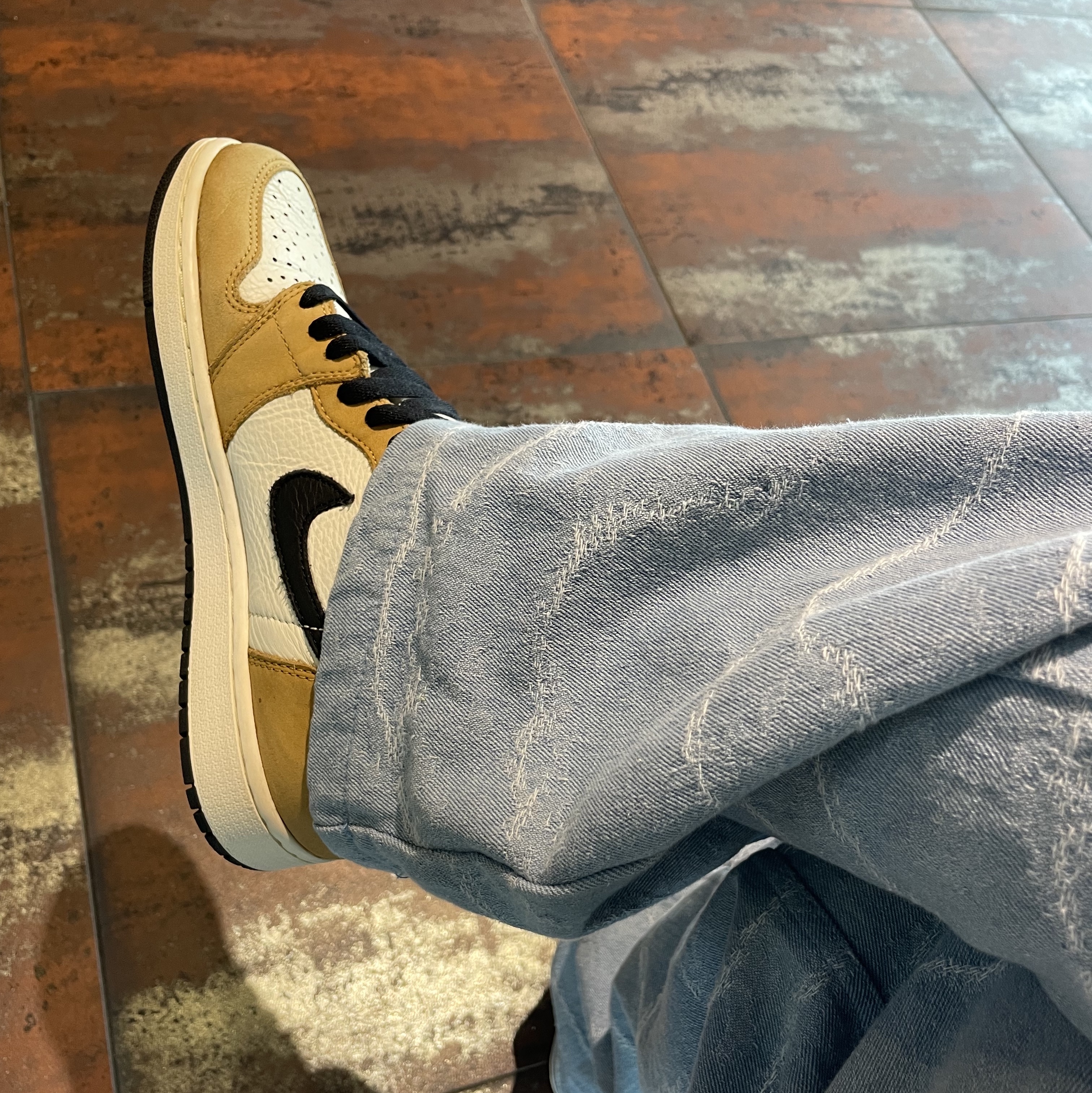 Jordan 1 Retro High Rookie of the Year 착용 스타일