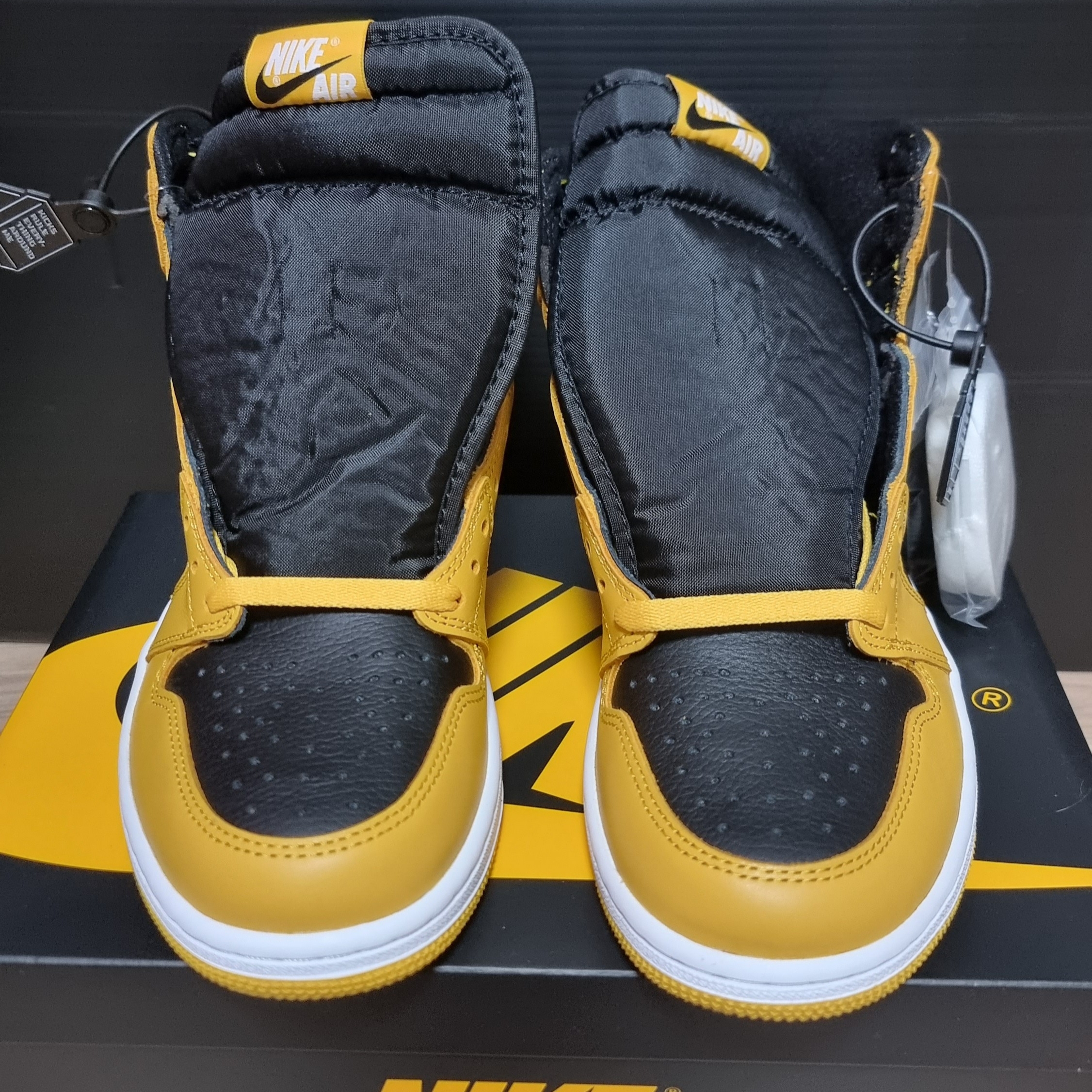 Jordan 1 Retro High OG Pollen 착용 스타일 - 1