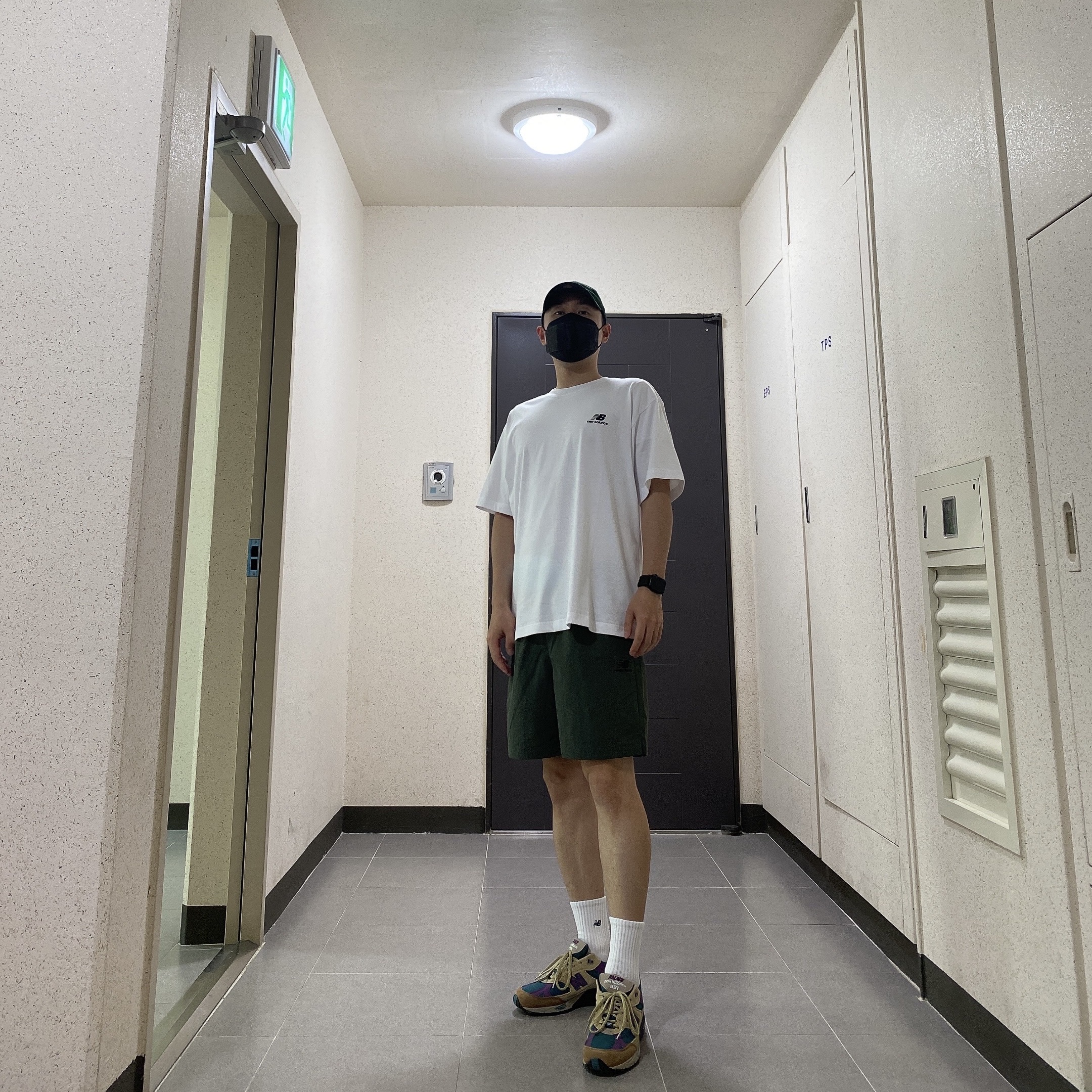 New Balance x Palace 991 Made in UK Teal Brown 착용 스타일