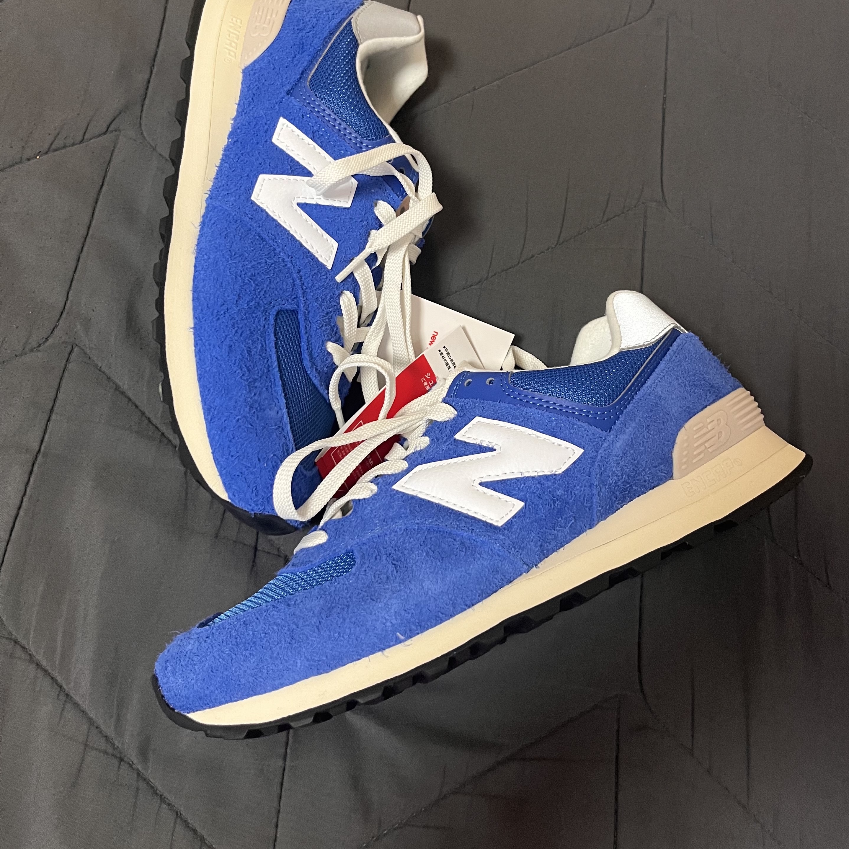 New Balance 574 Heritage Blue White 착용 스타일