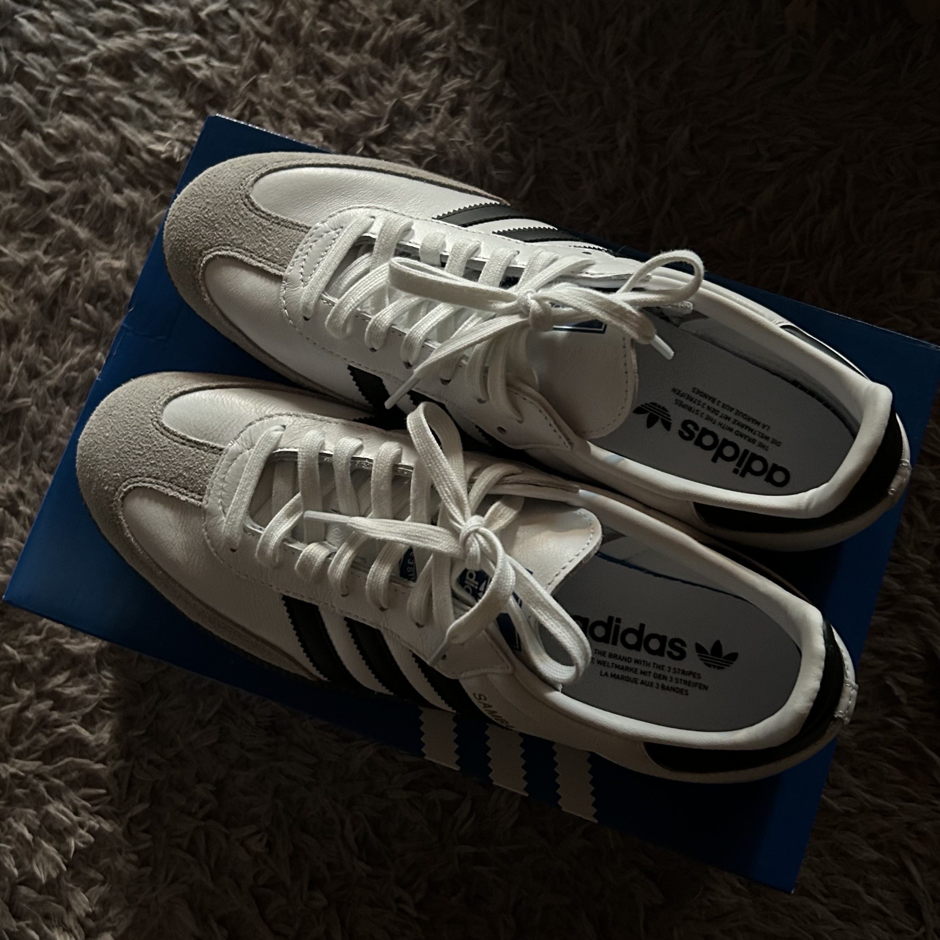 Adidas Samba OG Cloud White 착용 스타일 - 1