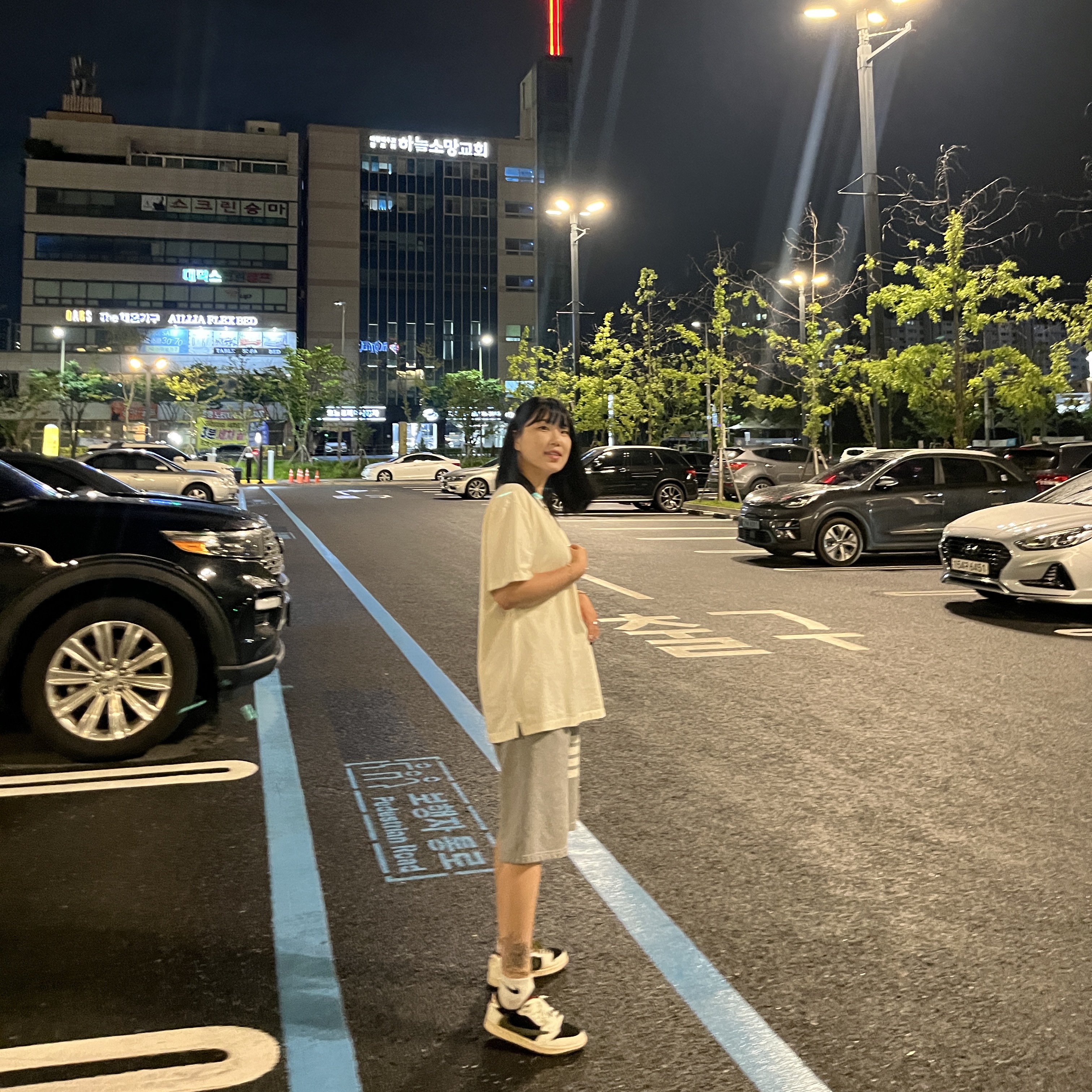 (W) Jordan 1 x Travis Scott Retro Low OG SP Medium Olive, Thom Browne Cotton Loopback Knit Engineered 4-Bar Sweatshorts Light Grey ์ฐฉ์ฉ ์คํ์ผ - 1
