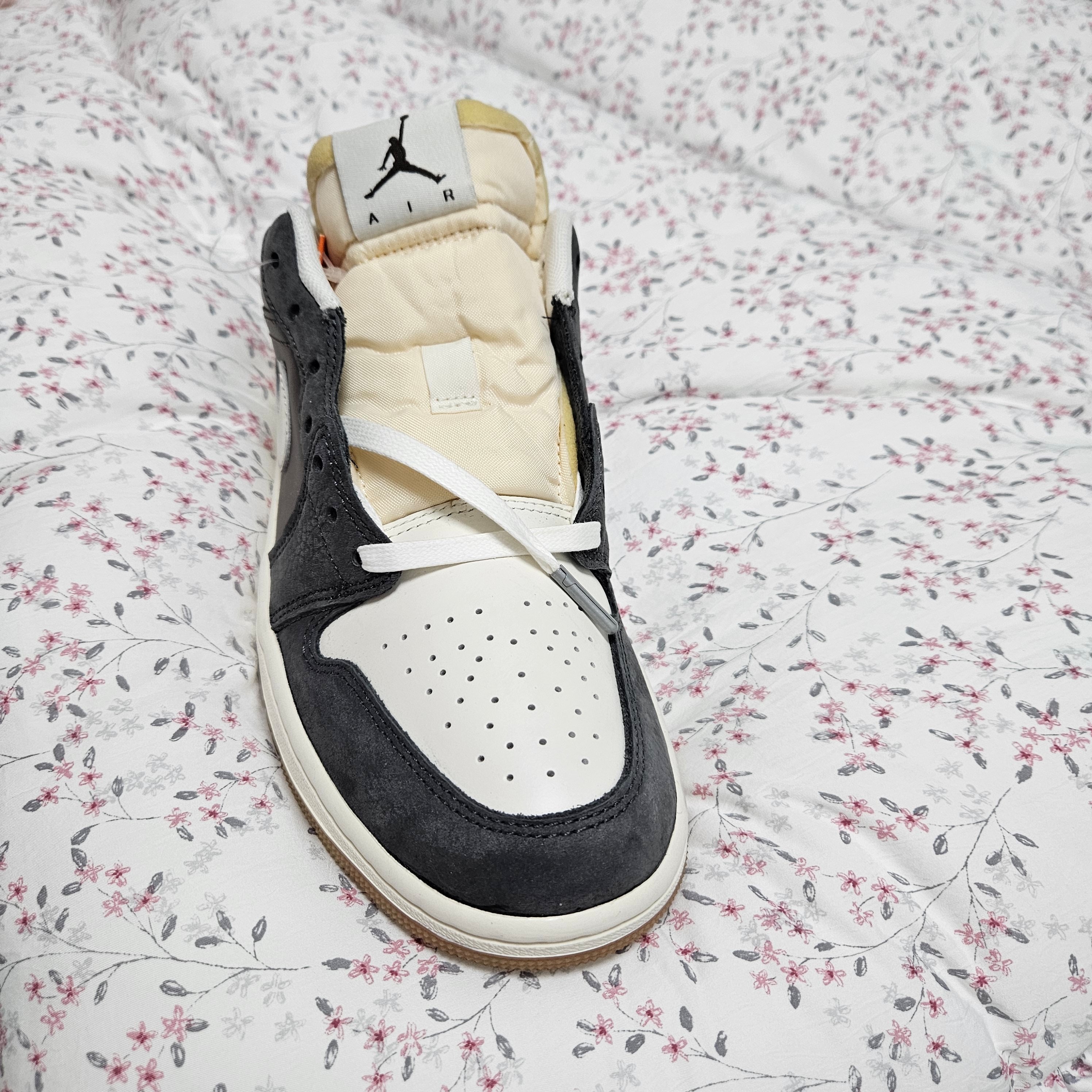 Jordan 1 Low Kkachi 착용 스타일 - 4