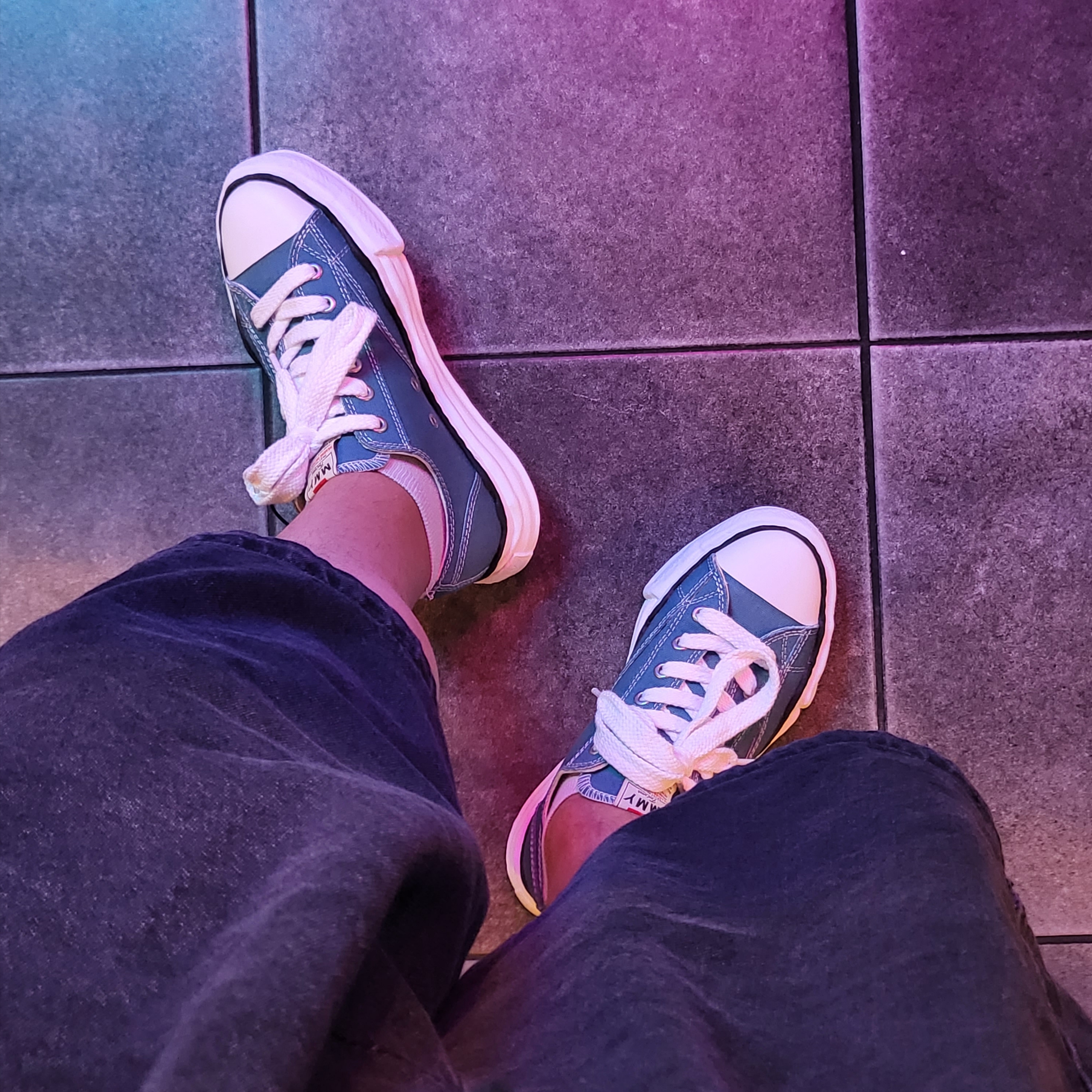 Maison Mihara Yasuhiro Peterson OG Sole Canvas Low Sneakers Blue 착용 스타일