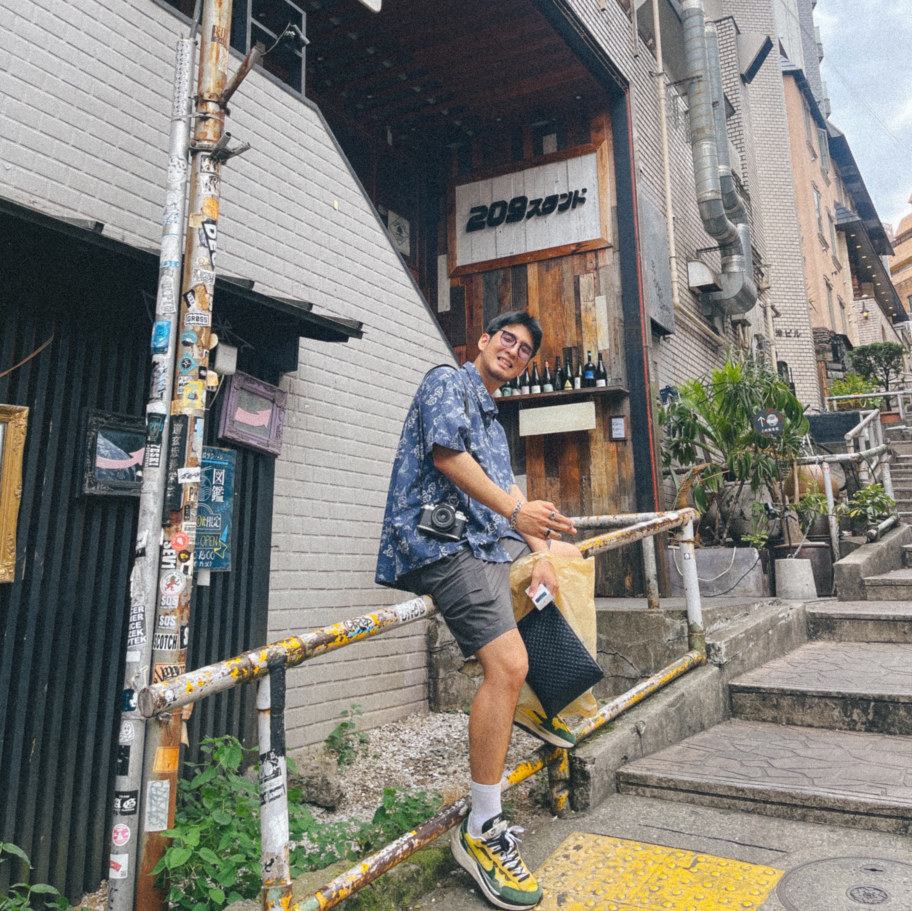 Nike x Sacai VaporWaffle Tour Yellow & Gorge Green Sail 착용 스타일 - 1