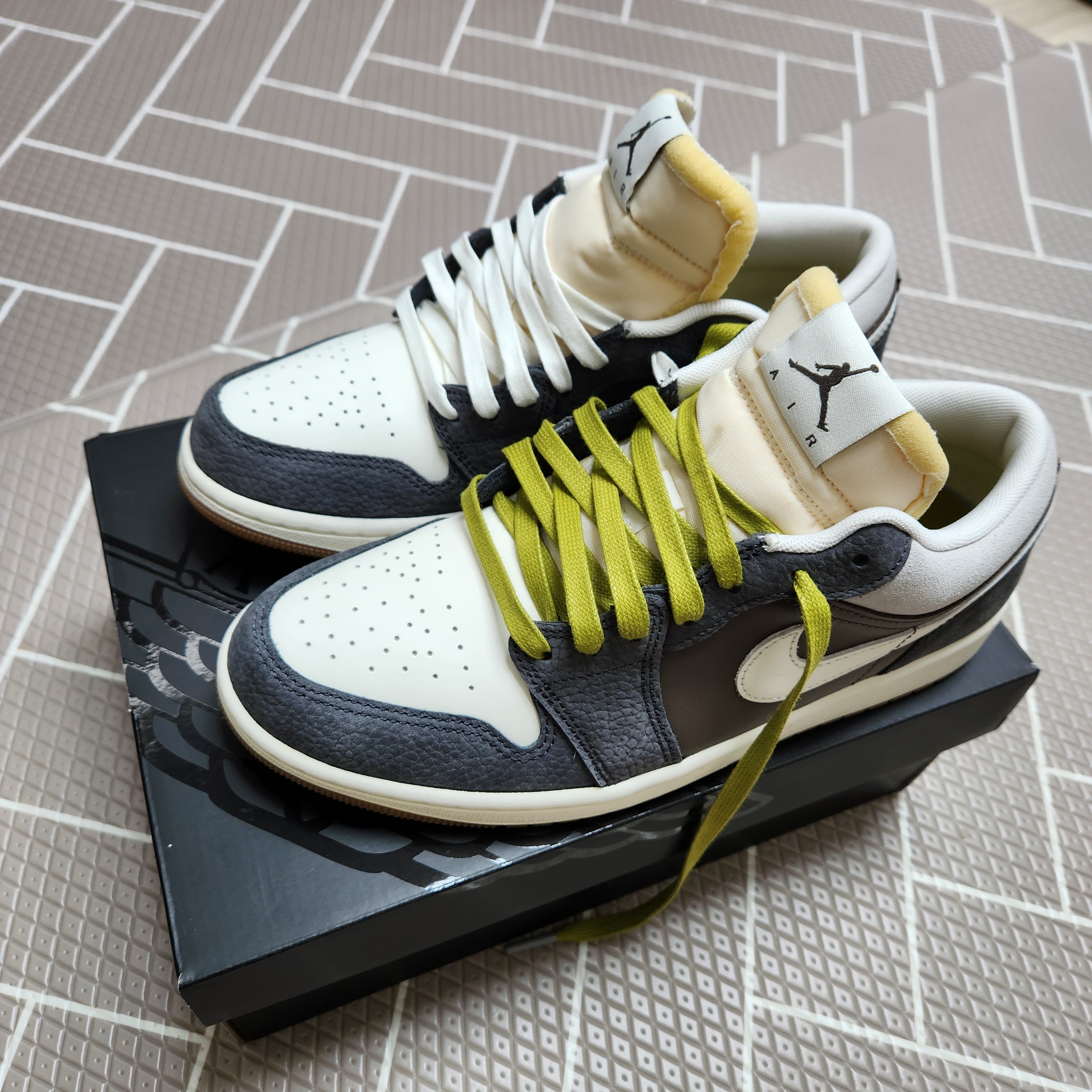 Jordan 1 Low Kkachi 착용 스타일