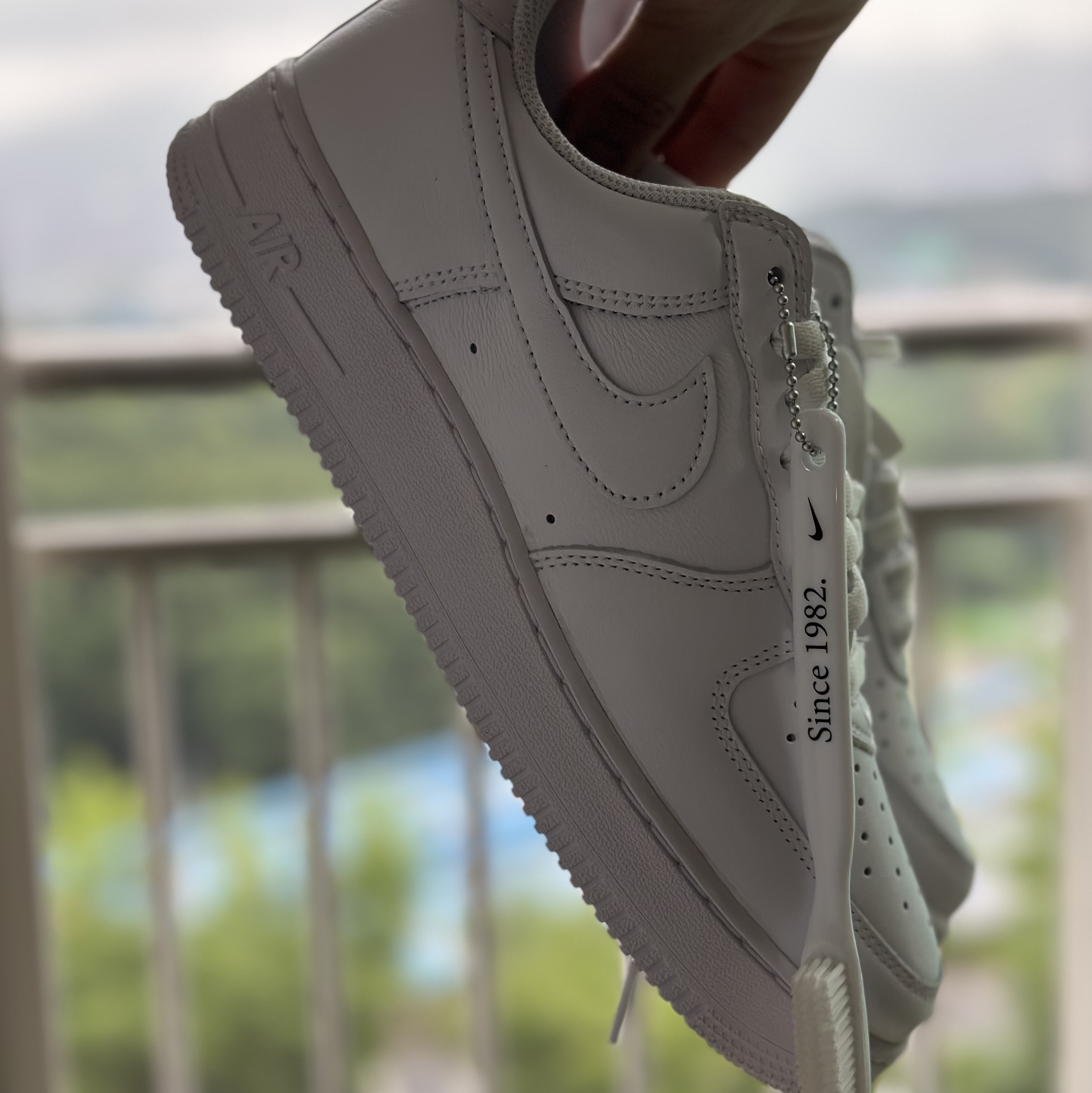 Nike Air Force 1 Low Retro Color of the Month White 착용 스타일