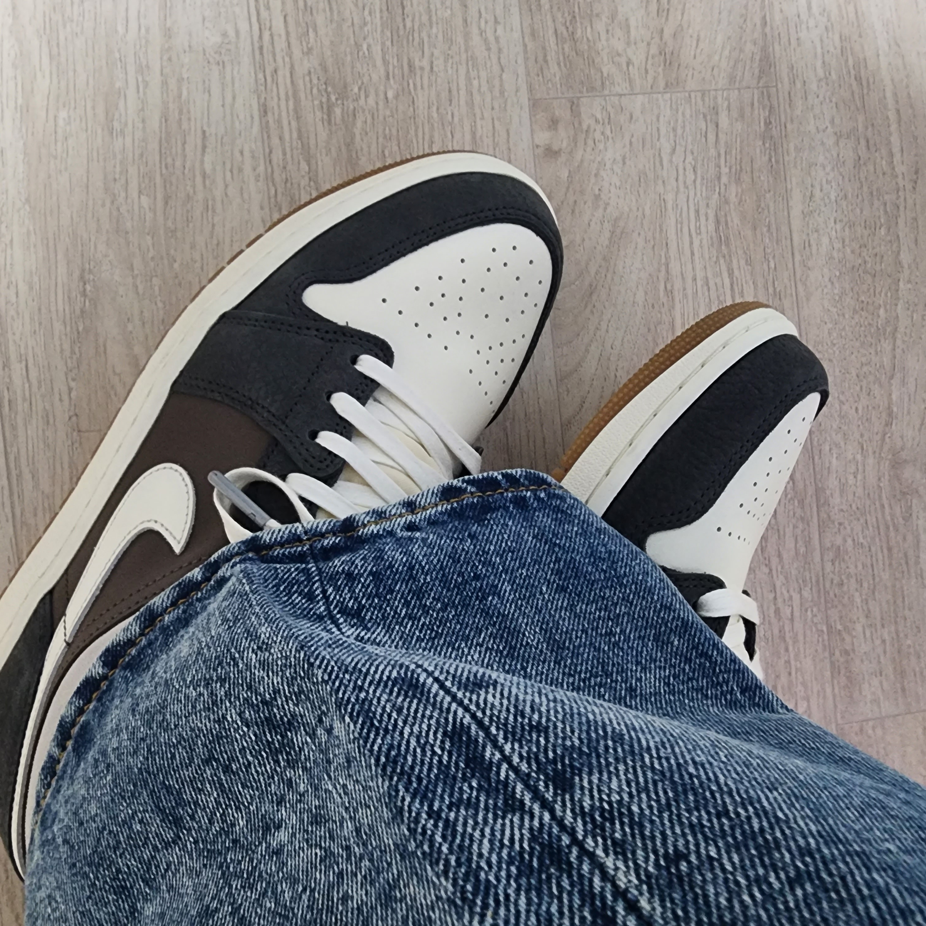 Jordan 1 Low Kkachi 착용 스타일 - 1